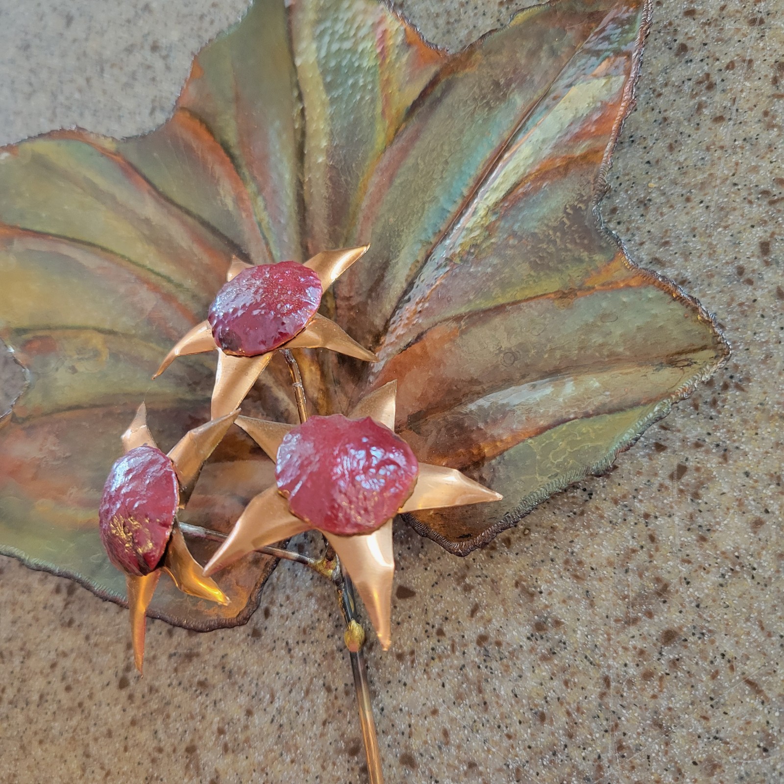 Maple Leaf embellished decor copper finished metal star shaped petals garden