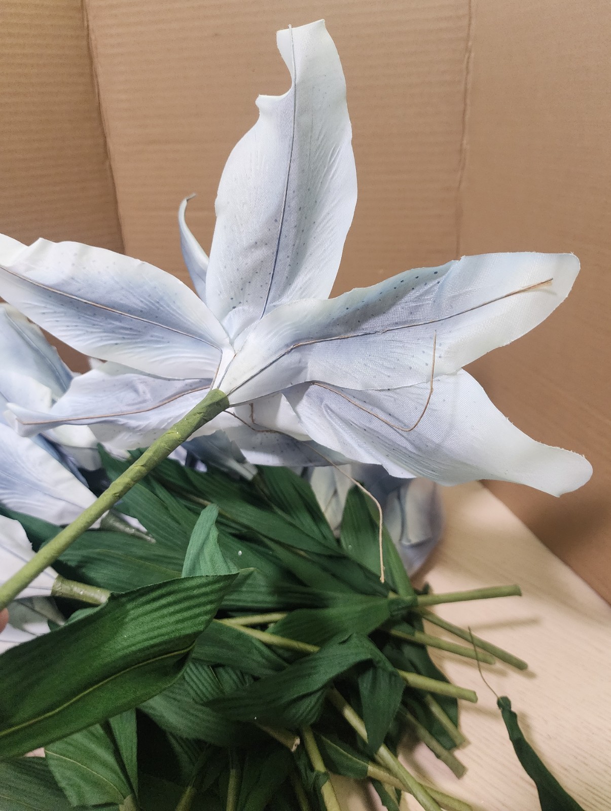 22 Large 16″ Wired Bendable Stemmed Gray Blue Green Flowers for Crafts or Decor