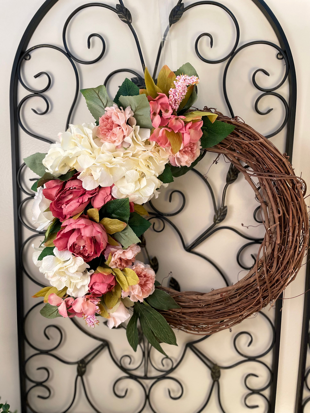 WREATH OBSESSION IN DUSTED ROSE