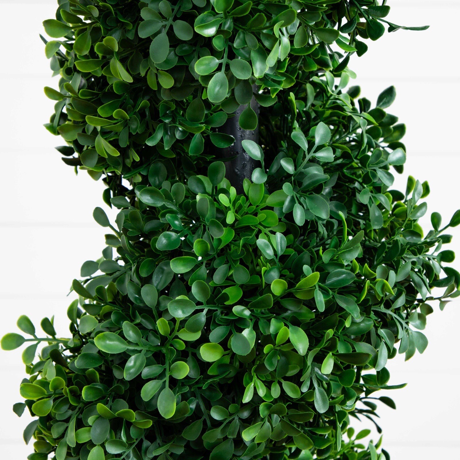 4’ Artificial Boxwood Spiral Topiary Tree UV (Indoor/Outdoor) Decor. Retail $193