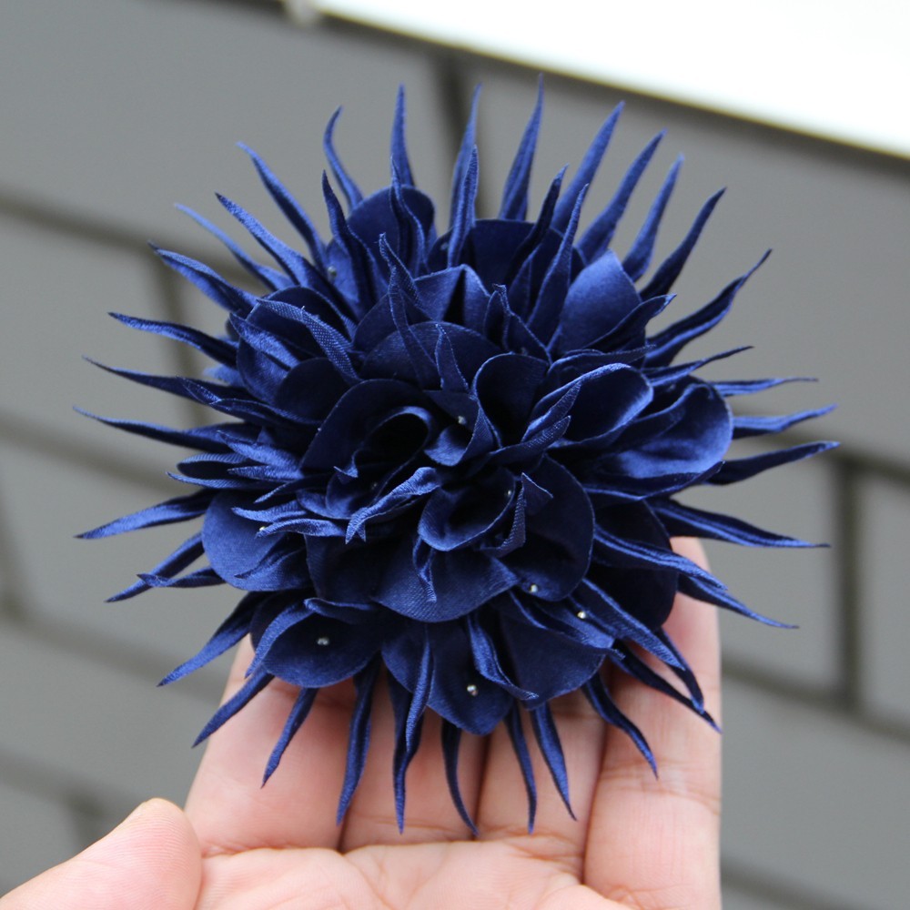 With Beard Edge9.5cm New Women’s Flower Brooch with Tassel Beads Handmade Craft