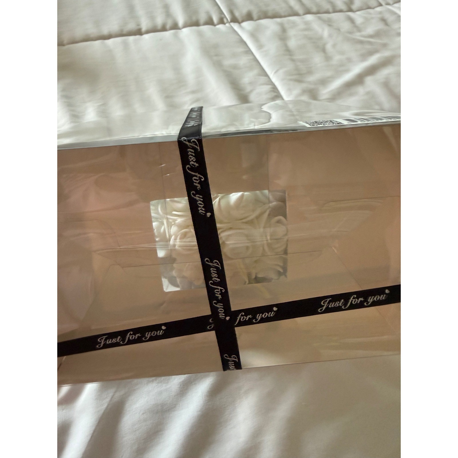 White Artificial Rose Flower Heart Gift Box Valentine Anniversary Decor
