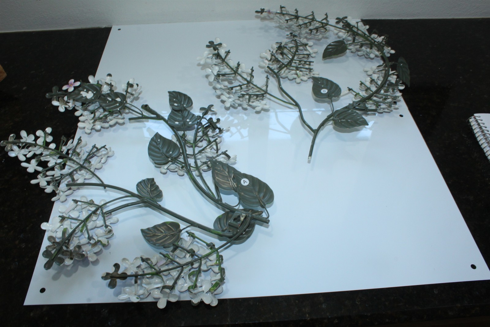 Vintage Floral Wall Decorations Metal Green Leaves With Purple Flowers 2 Pieces