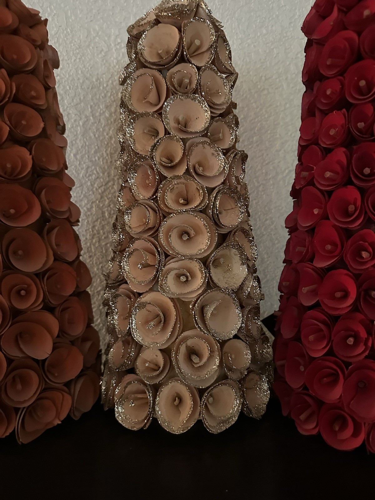 Wood Rose Curl Trees Set of 6 (2Orange 2Gold 2Red)