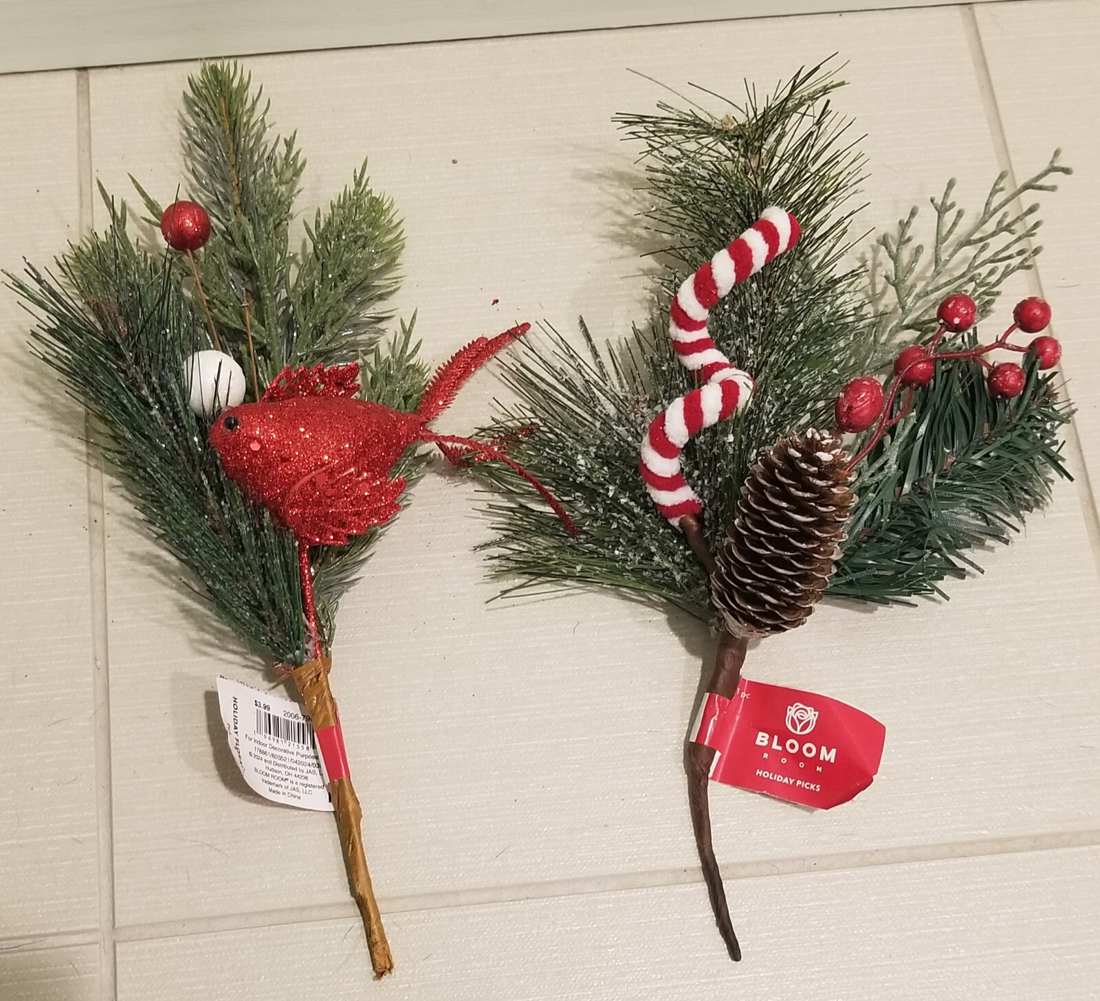 24 Various Christmas DIY Picks Lot