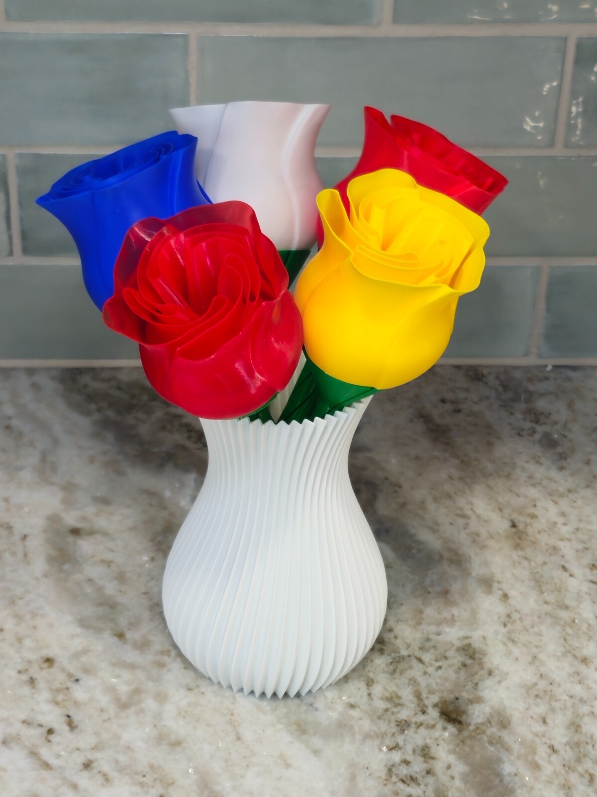 Beautiful 3D Printed Rose with Vase for Dry Flowers – Unique Home or Office Deco