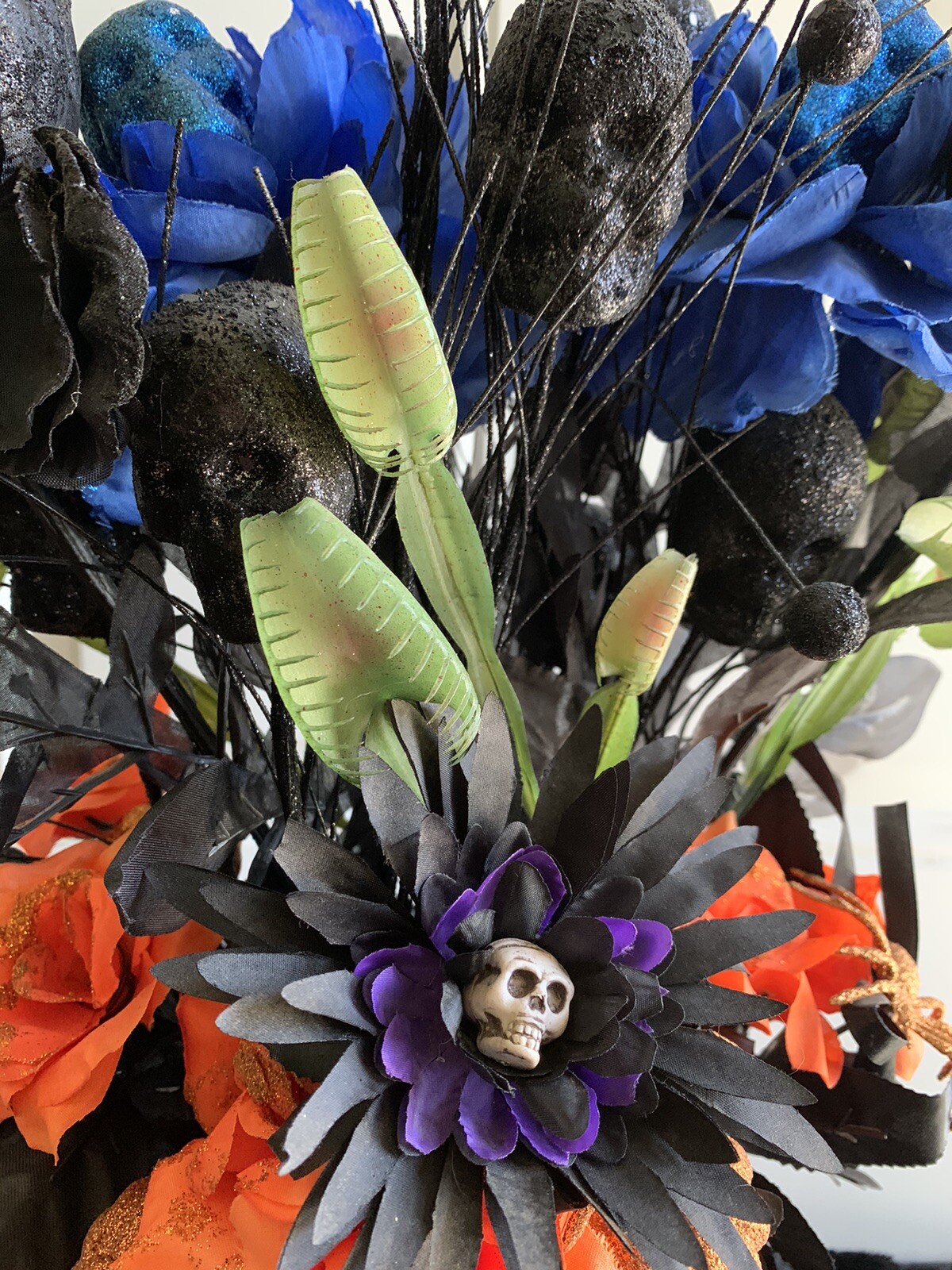 14 Pc Mixed Lot Halloween Artificial Black Rose Bouquet Gothic Flowers Decor