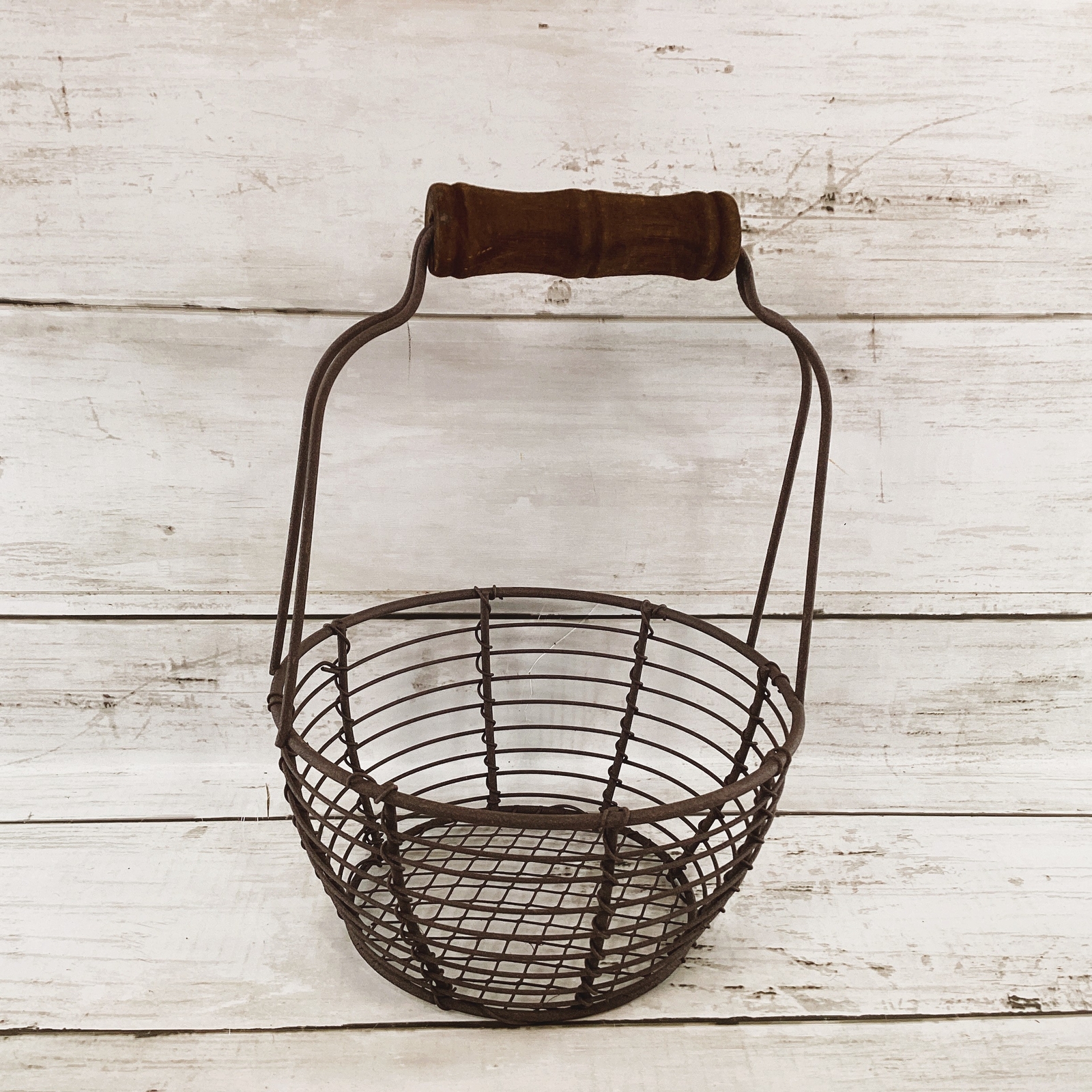 CWI Easter Decor – Prim Egg Basket Wood Eggs Birds Nest