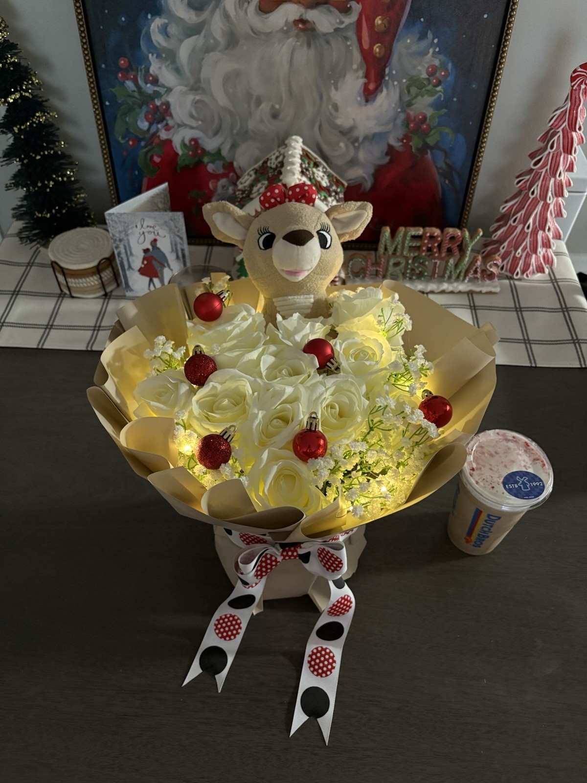 Festive Lighted Rose Bouquet with Reindeer – Holiday Decor or Gift 🎁🎄