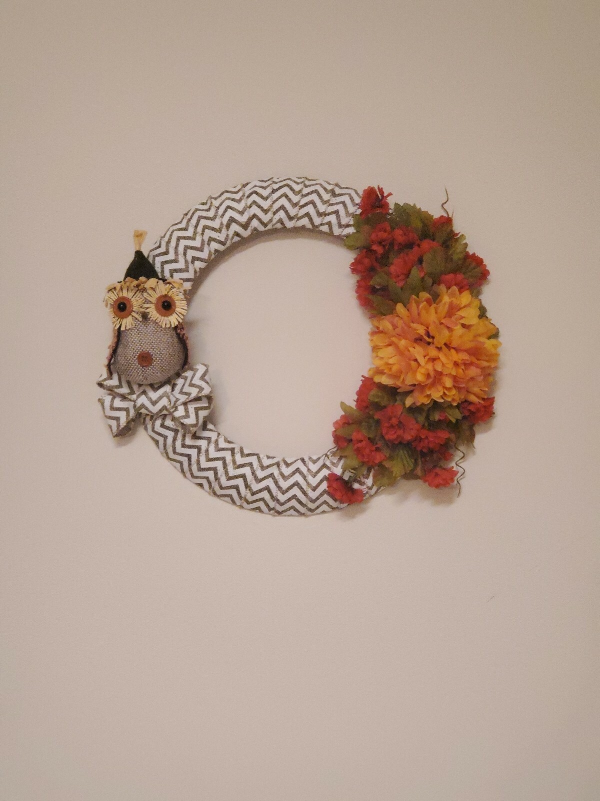WREATH with OWL red orange mums FLOWERS burlap FALL autumn Decor Front Door 15
