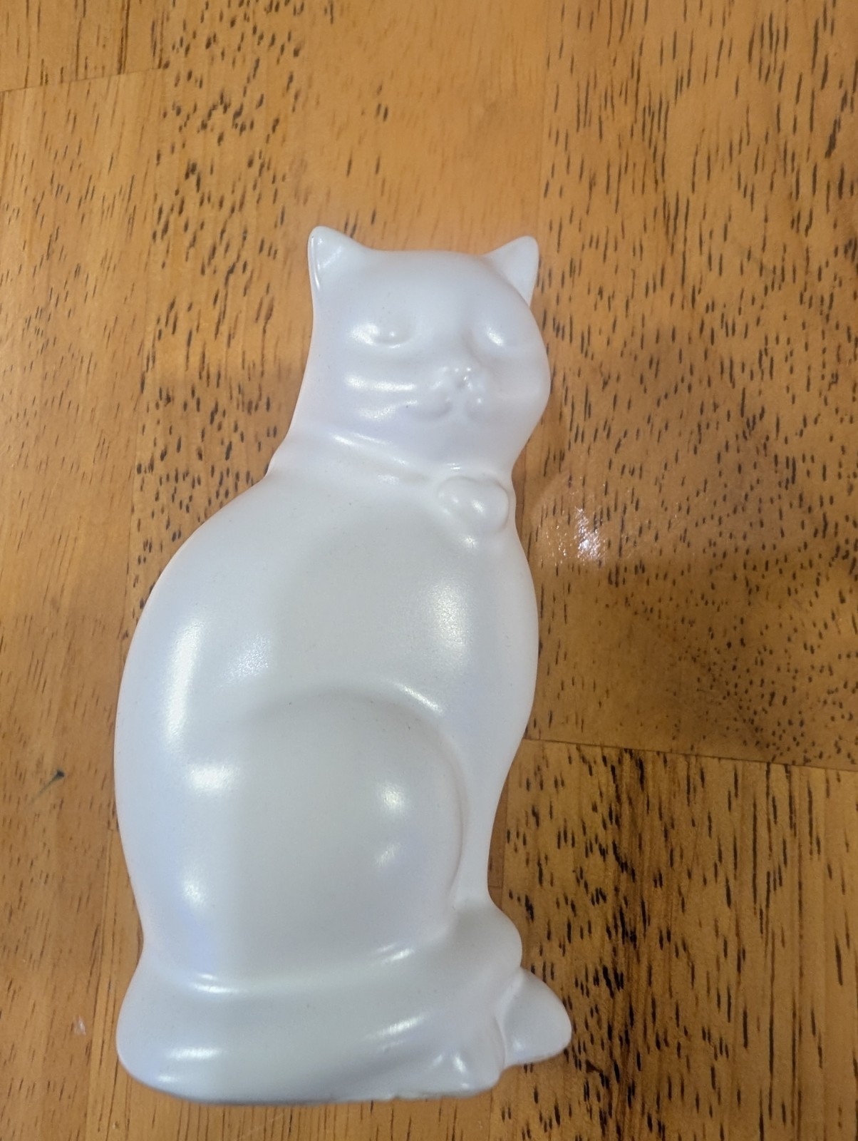 Partylite White Cat Vase small kitten figurine planter 4 inch Kitty Kitsch Cute