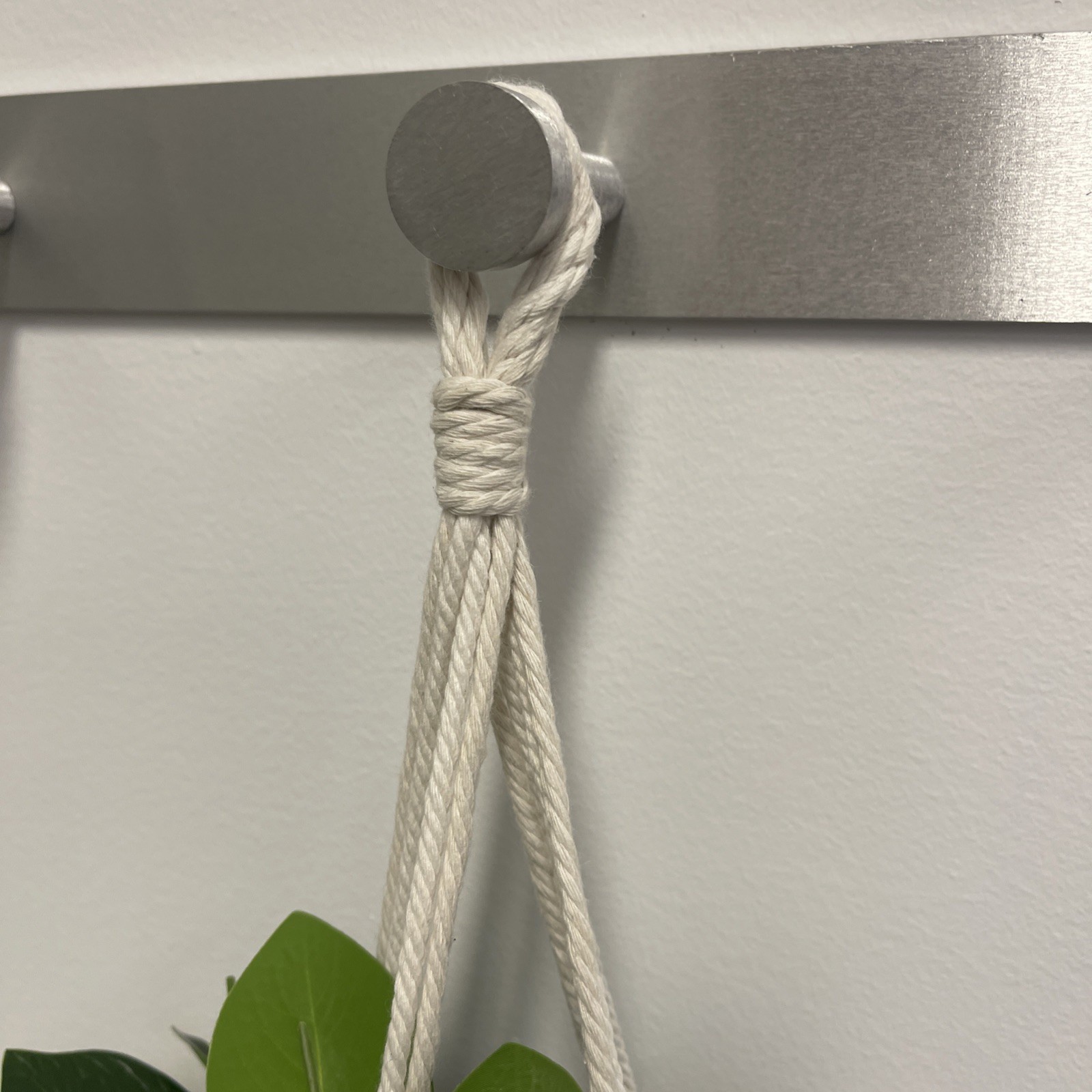 Fake Hanging Plant in Clay Pot – Artificial Hanging Plants Chinese Money Tree