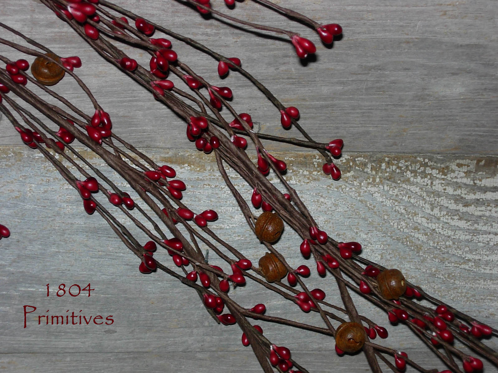 NEW 52″ Wispy Pip Berry BURGUNDY Garland w/Rusty Tin BELLS ~ Christmas