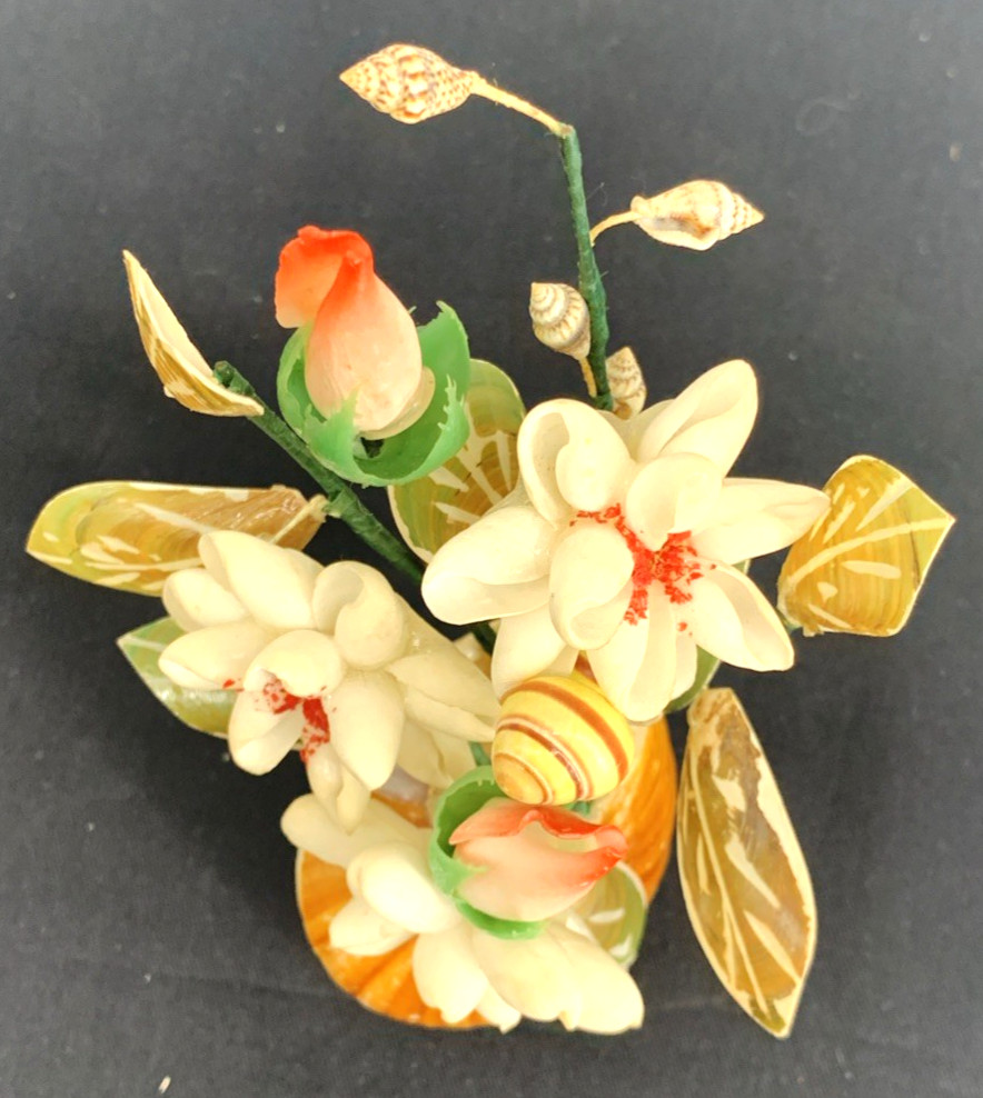 Seashell Flower Bouquet Table Top Hand made 8″ Tall Vintage