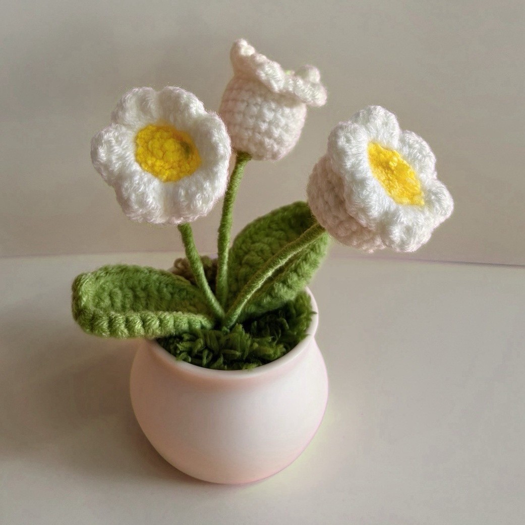 Handmade Crochet Daisy Flower Pot Arrangement White Yellow Green Yarn