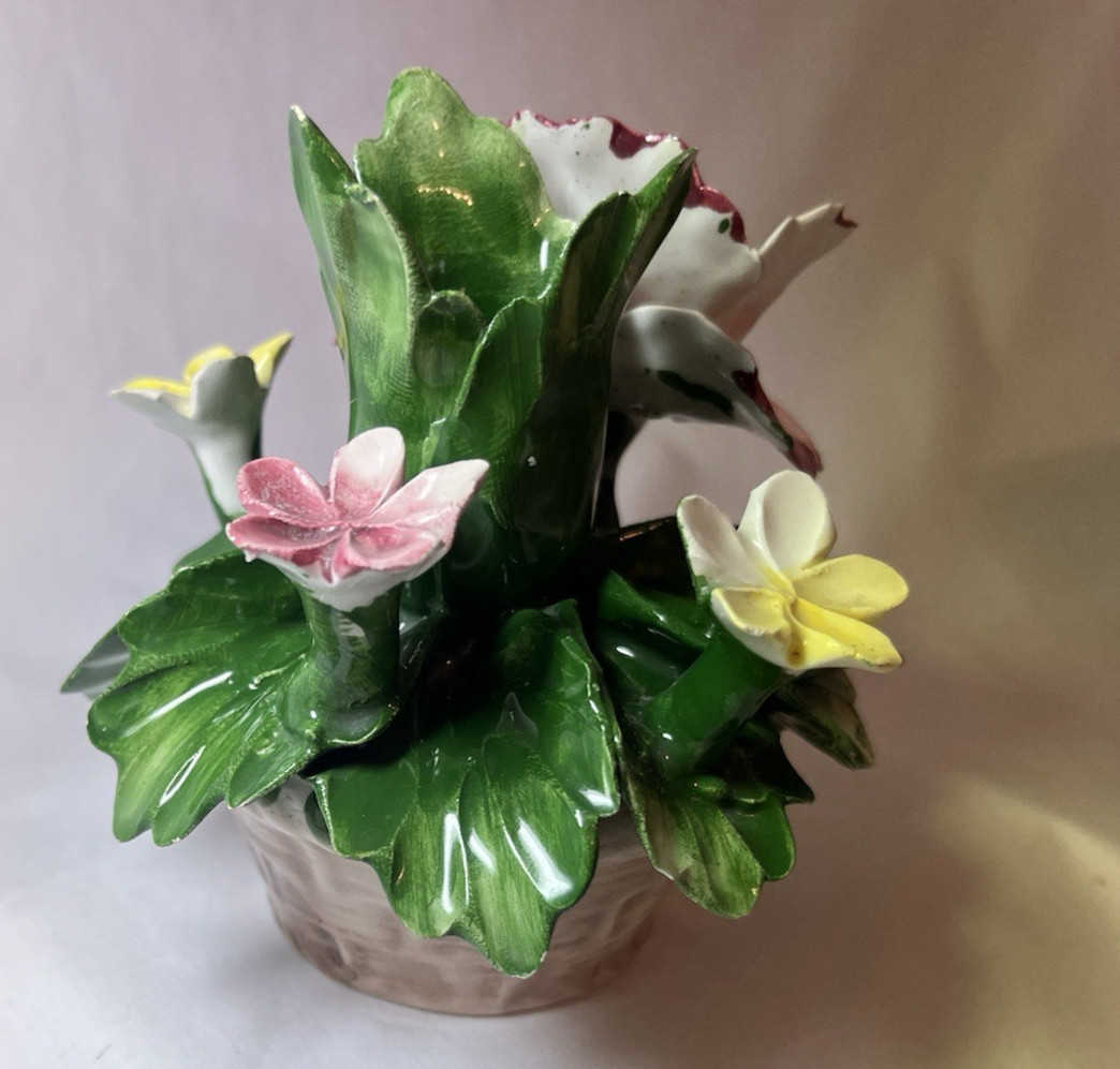 Vtg NUOVA CAPODIMONTE Flower Basket Candle Holder F.lli Savastano – NA Italy
