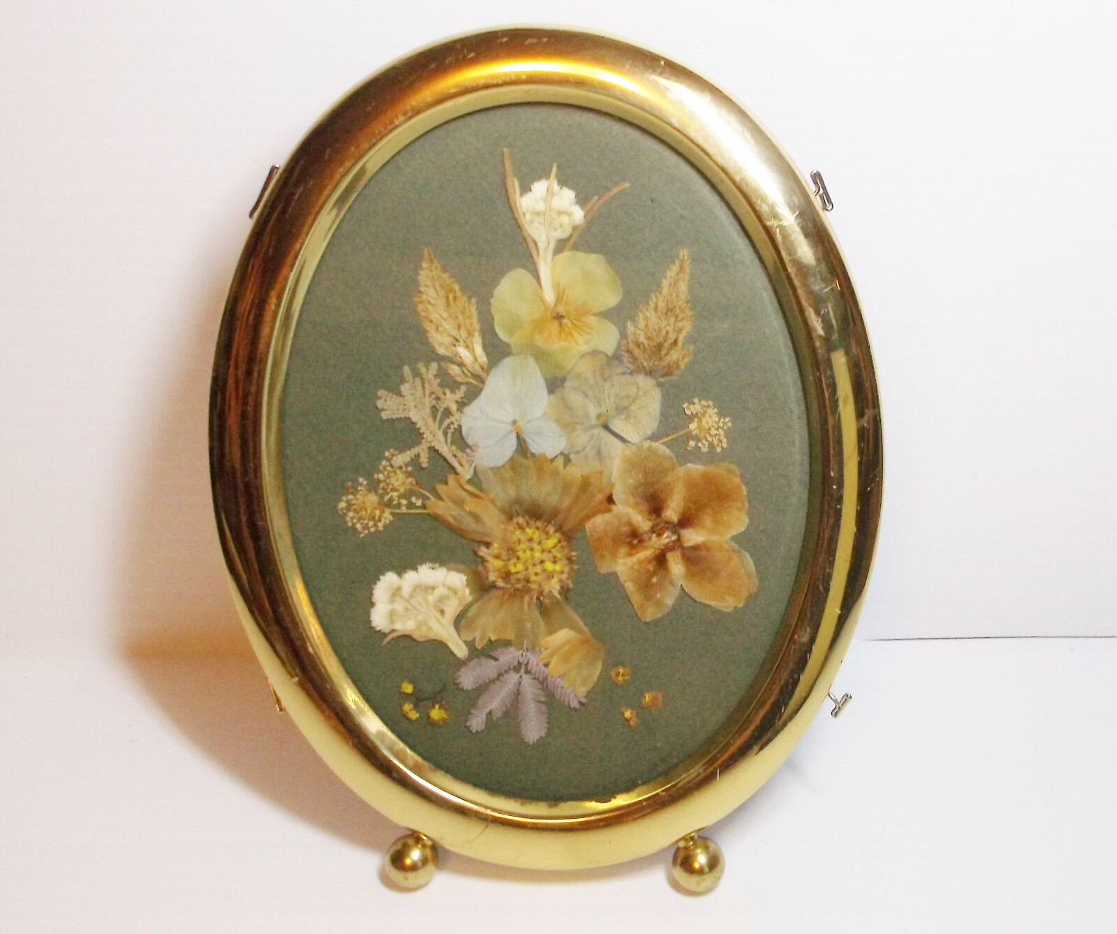 Vintage Oval Framed Pressed Dried Flower Arrangement 7 1/2″ x 6″ Free Standing