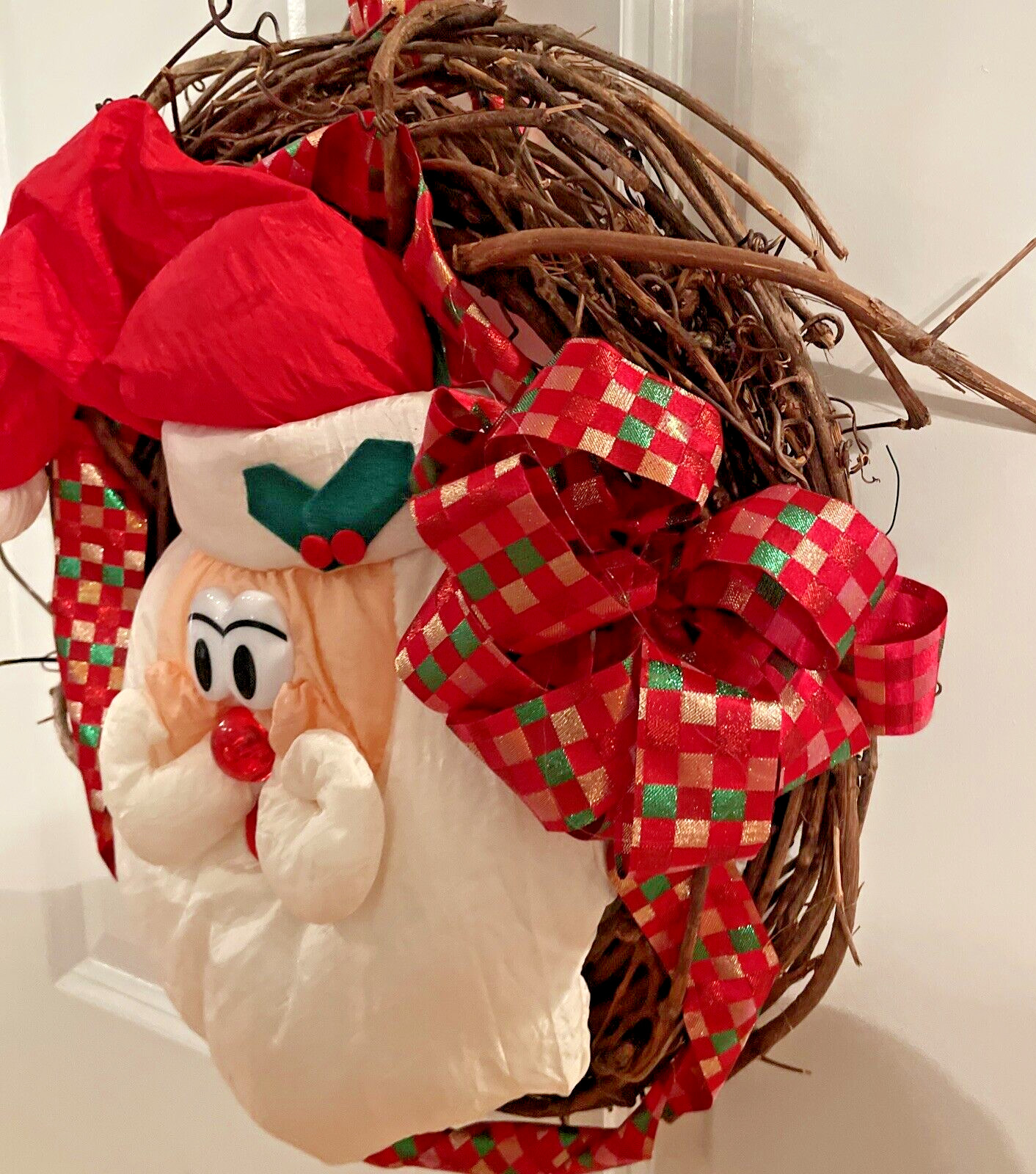 CHRISTMAS Parachute Santa Grapevine Wreath Christmas Decoration Read EUC