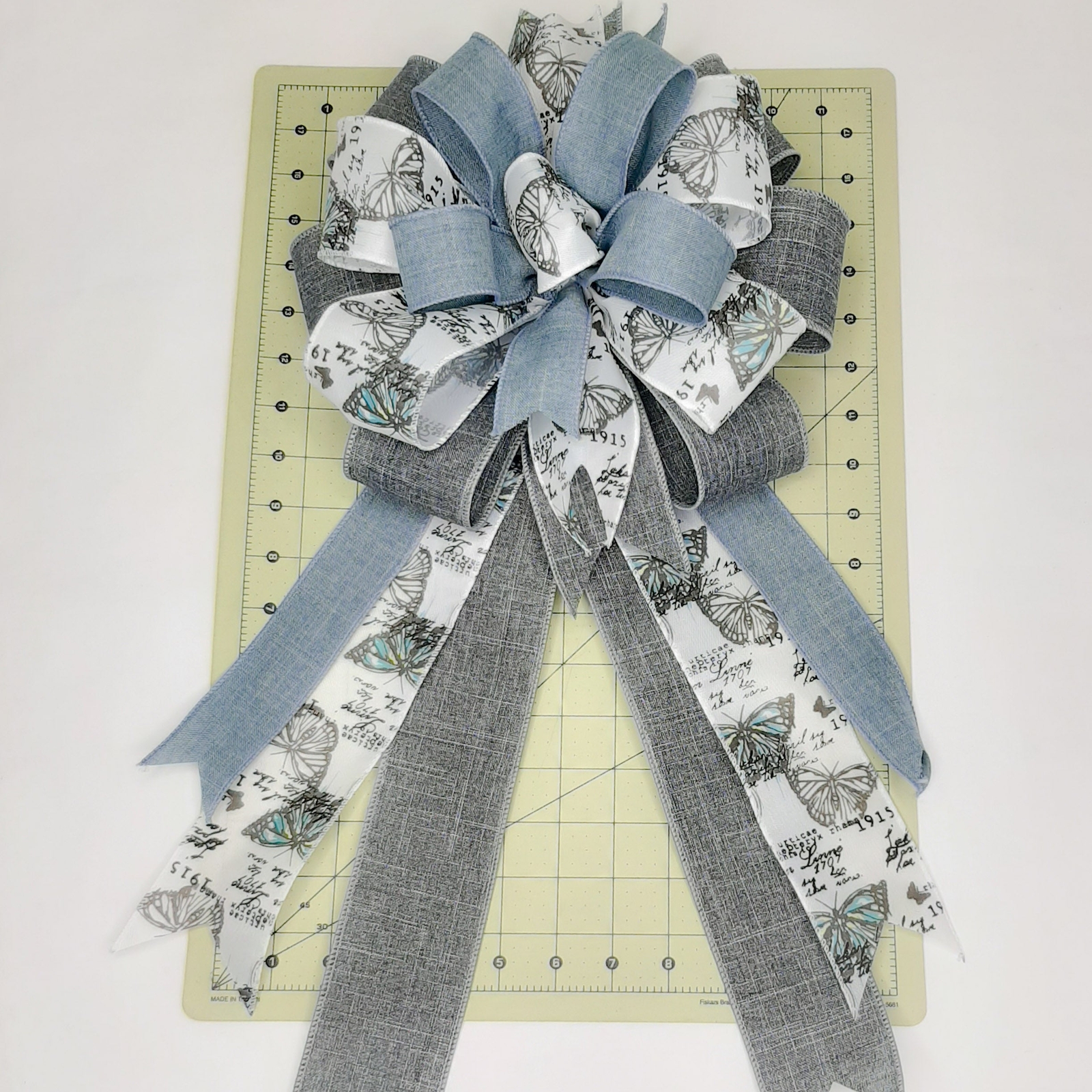 Wreath Bow, Gray Linen, Denim Linen, Butterfly Print