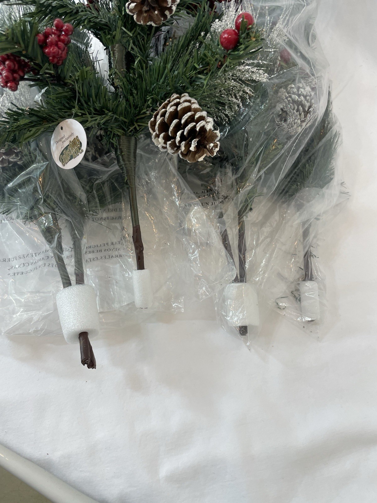 Collections Etc 6 Faux 18” Pine Branches W/ Frosted Pinecones, Stems & Berries