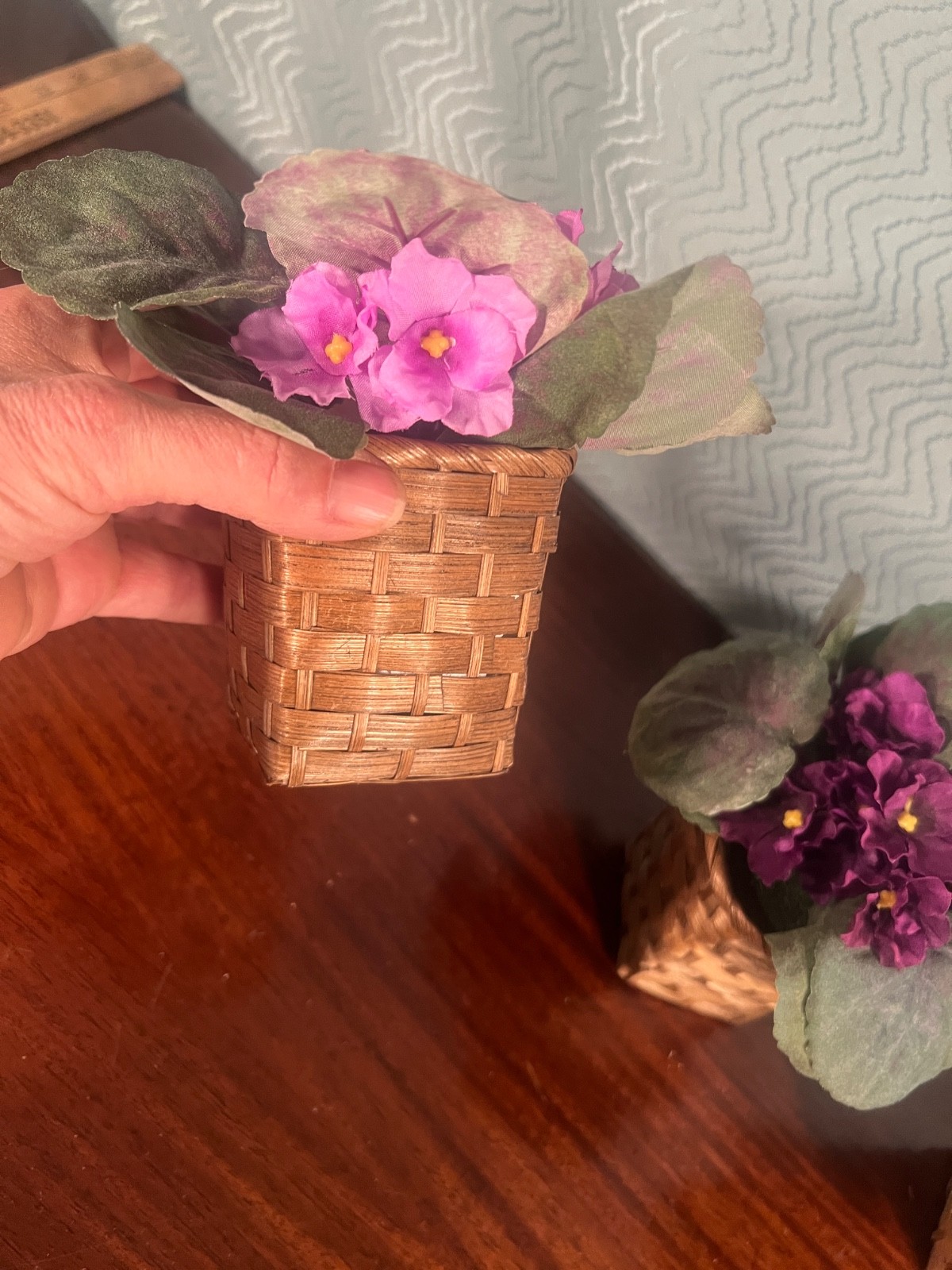 ARTIFICIAL SILK AFRICAN VIOLET – Pink & Purple with woven pot – (SET of 3) 6 in