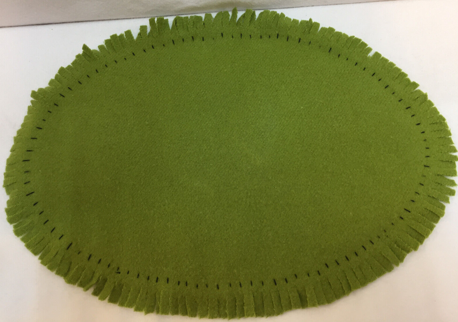 Handmade Placemat Felt Fringed Oval Egg Pattern & Faux Grass Birds Nest w/Eggs