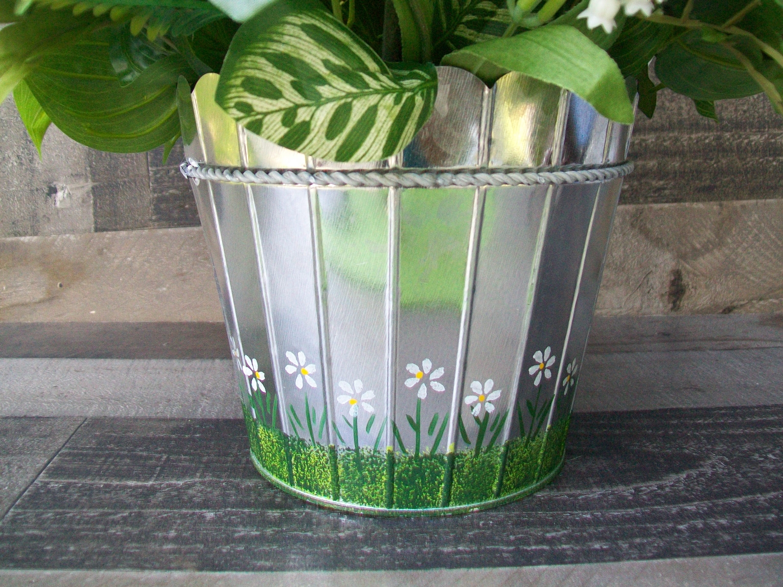 Spring Country Lime Green White Floral Arrangement Centerpiece Silver Tin Vase