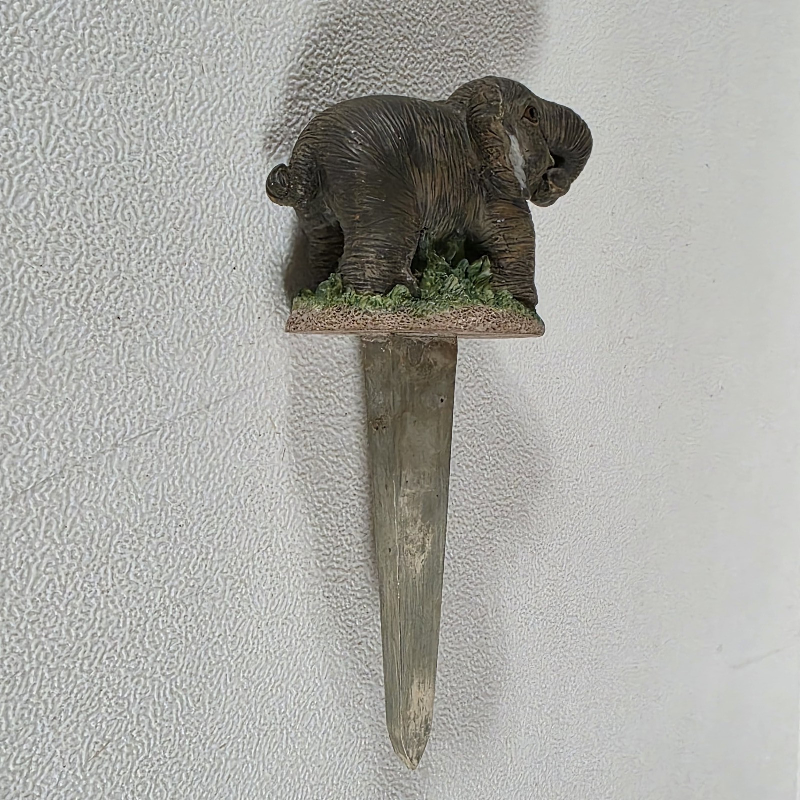 Elephant Figure Plant Pick Flower Pot Decor Indoor Outdoor Wide Post