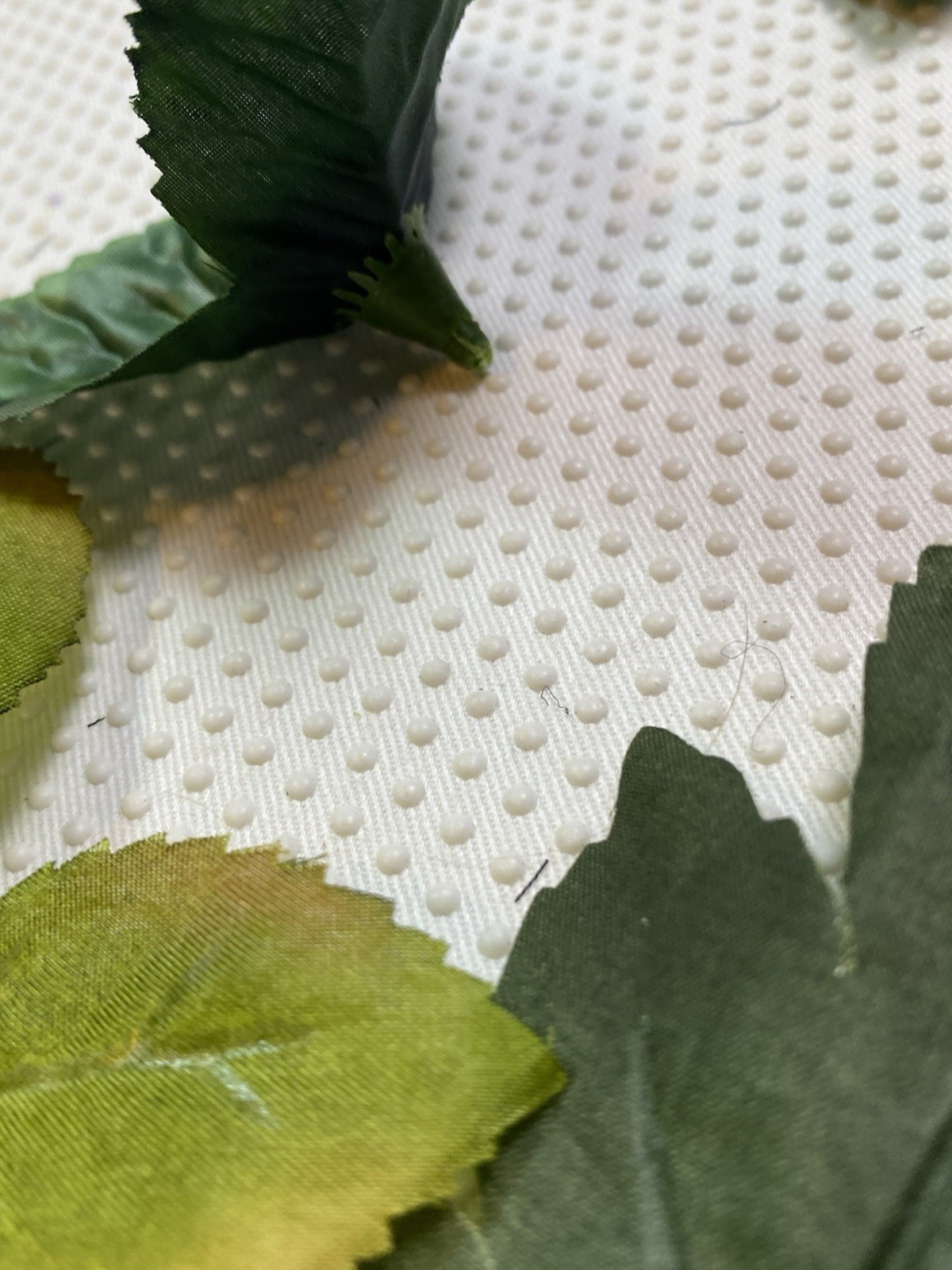 Hundreds Of Pieces Artificial Faux Fake Silk Greenery Leaves DIY Wedding Crafts