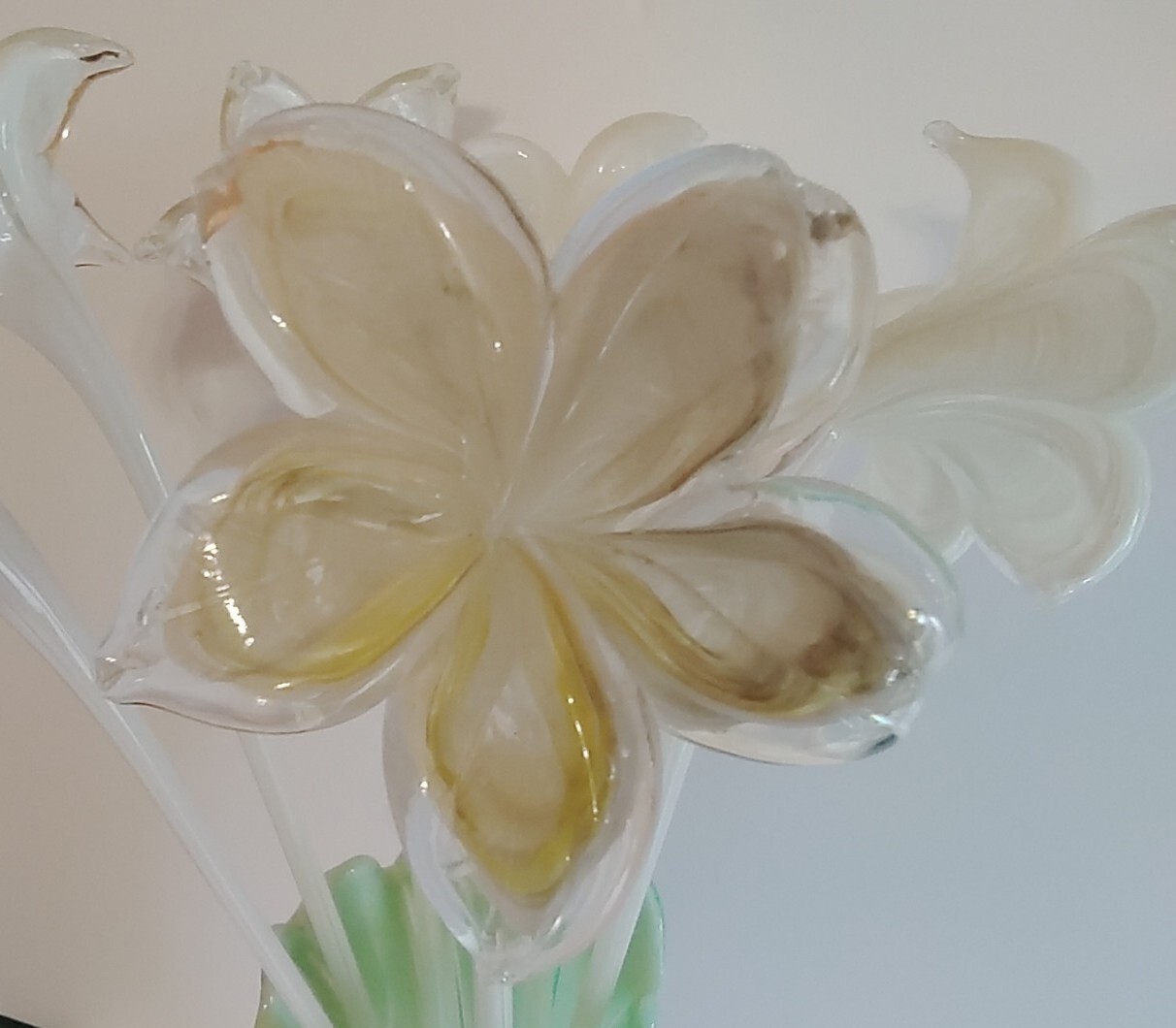 Vintage Royal Gallery YELLOW BROWN WHITE Long Stem Glass Flower *SET 6*
