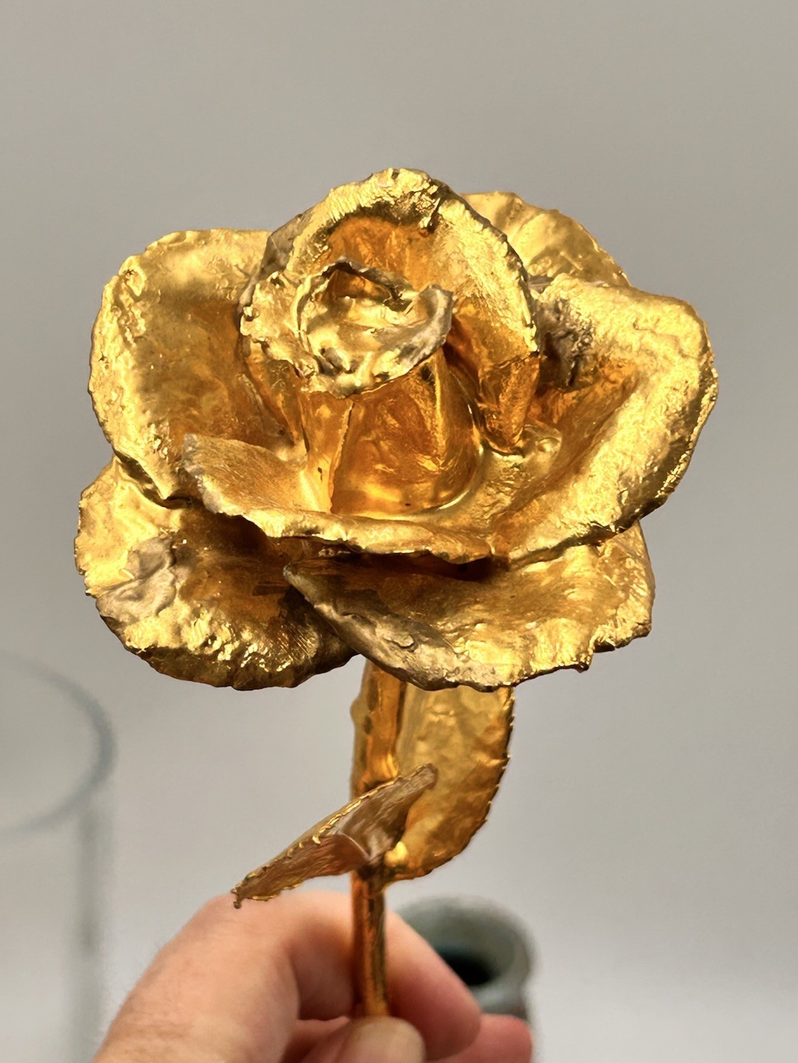 Living Gold 24K Gold Heavy Dipped Long Stem Rose