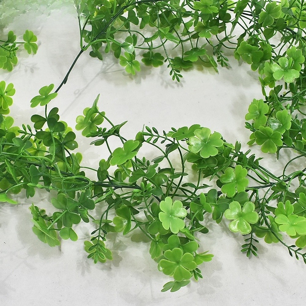 180cm Clover Wreath Green Artificial Rattan Shamrock Decor for Home Event