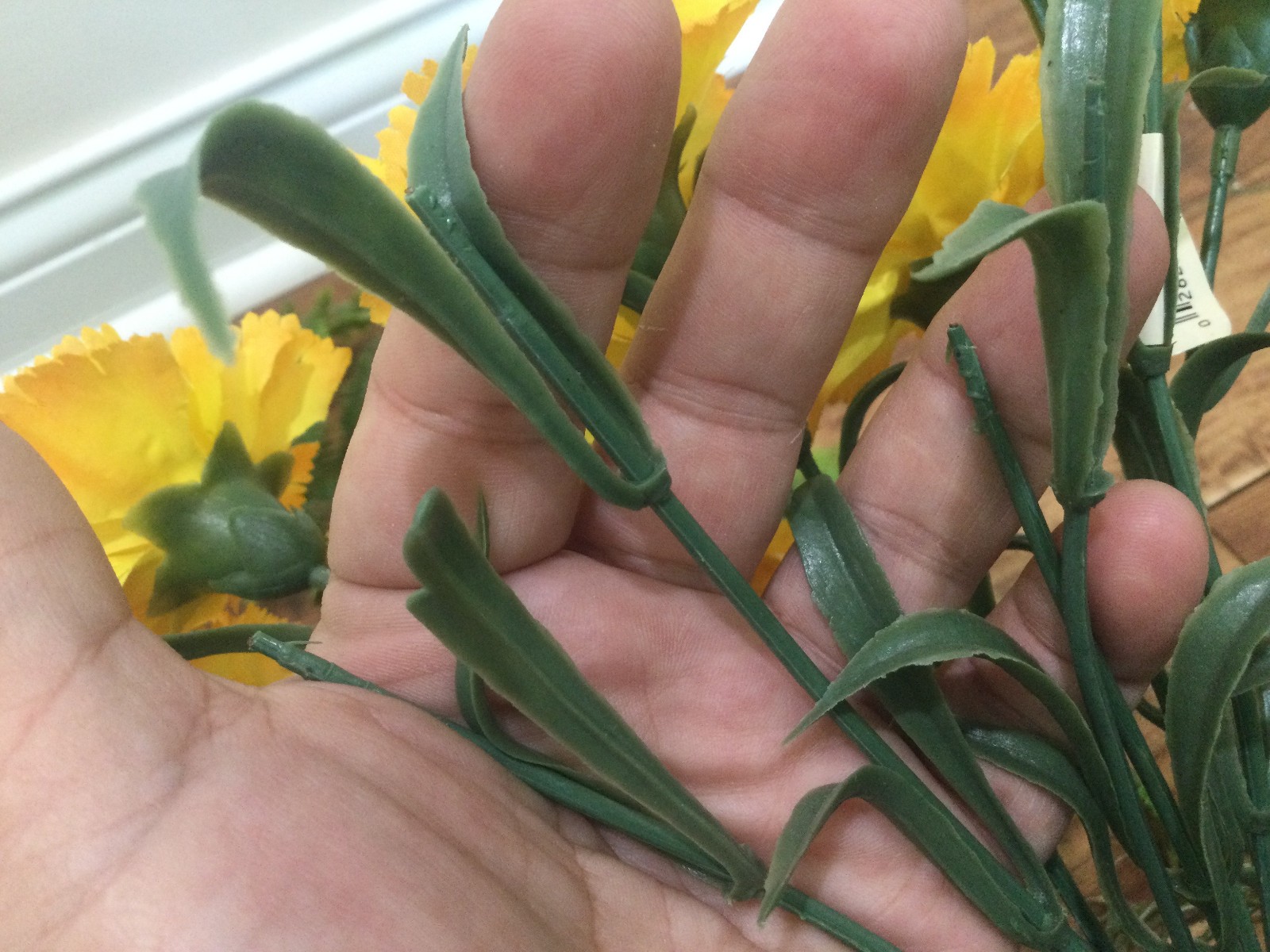 Vtg bouquet 12” yellow carnation Flowers 2 bushes,+ 5+ poly Fern +Ivy bush