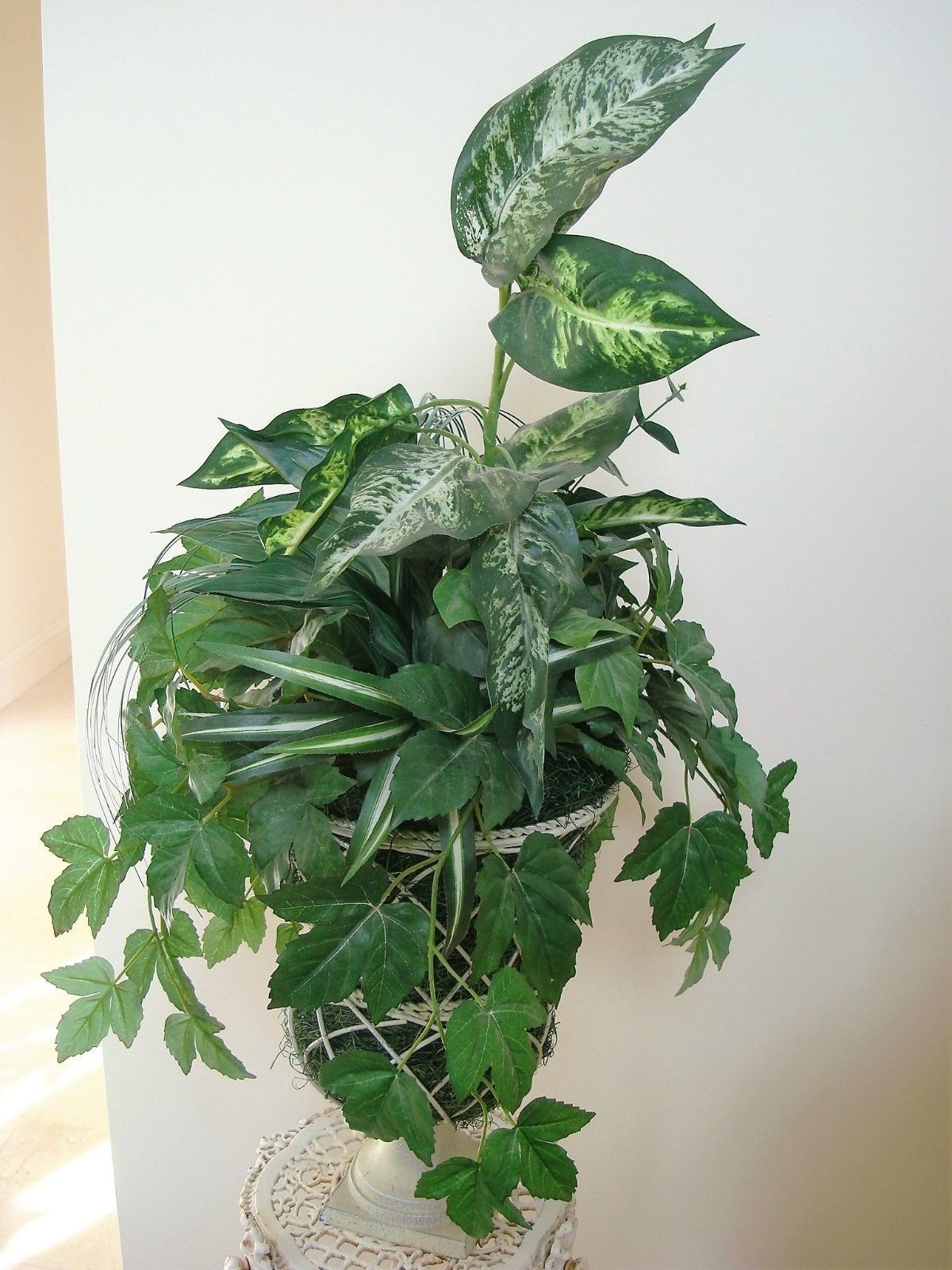LARGE OLD WORLD STYLE FAUX PLANTS IN A METAL URN #2 ***UNIQUE***