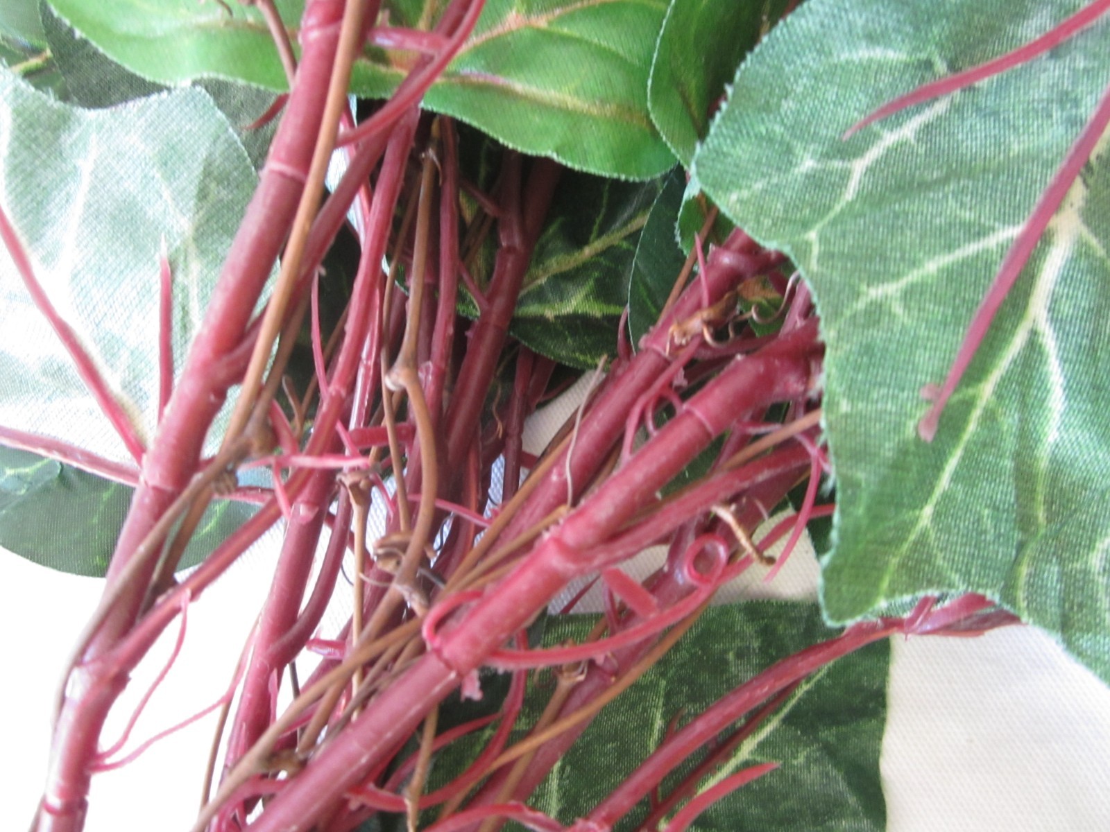 Artificial Floral Green & Red Leaf Bush Branch Stem Greenery Leaves Home Decor