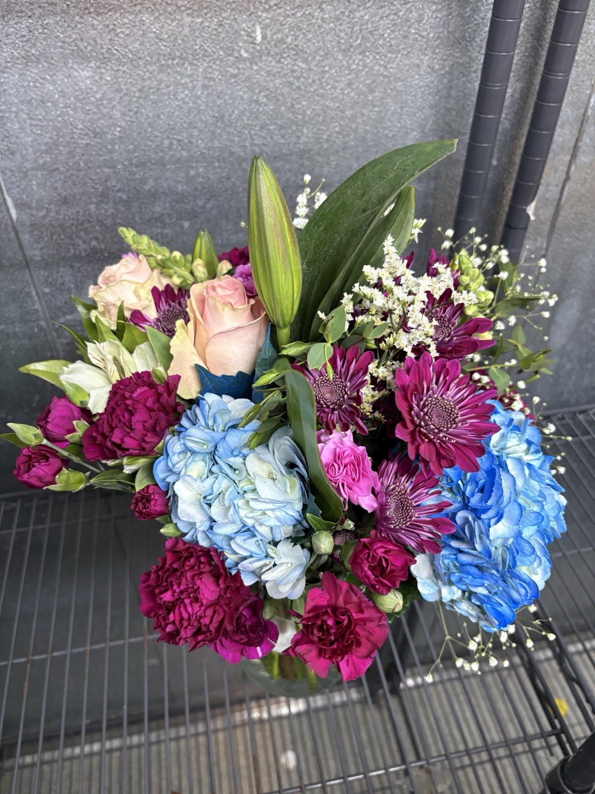 Custom Live Floral / Flower Arrangements In A Vase Various Colors and Sizes