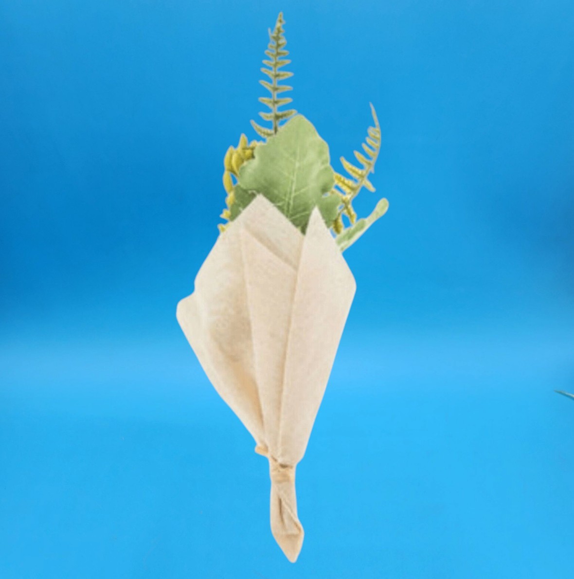 Artificial Green Succulent Bouquet Plant Leaves Wrapped Natural Cotton Cloth
