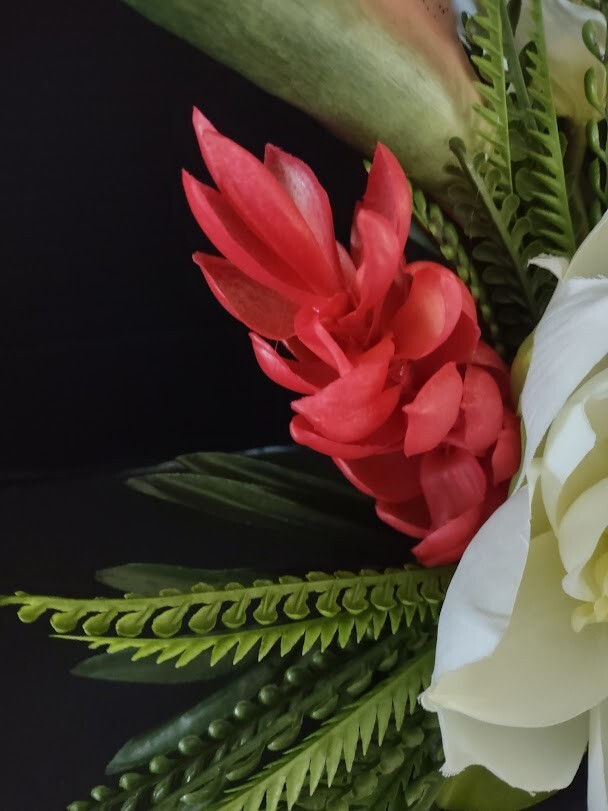 Artificial Tropical table centerpiece