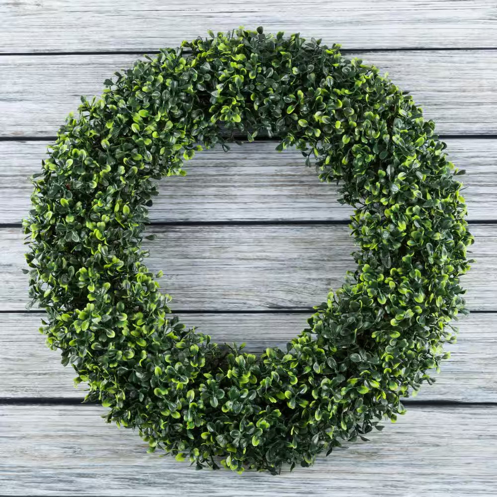 19.5 In. Artificial Boxwood Wreath