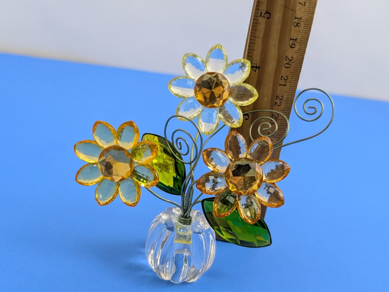 Ganz Crystal Expressions Potted Acrylic Yellow Daisy Flower Wire Figurine 4″