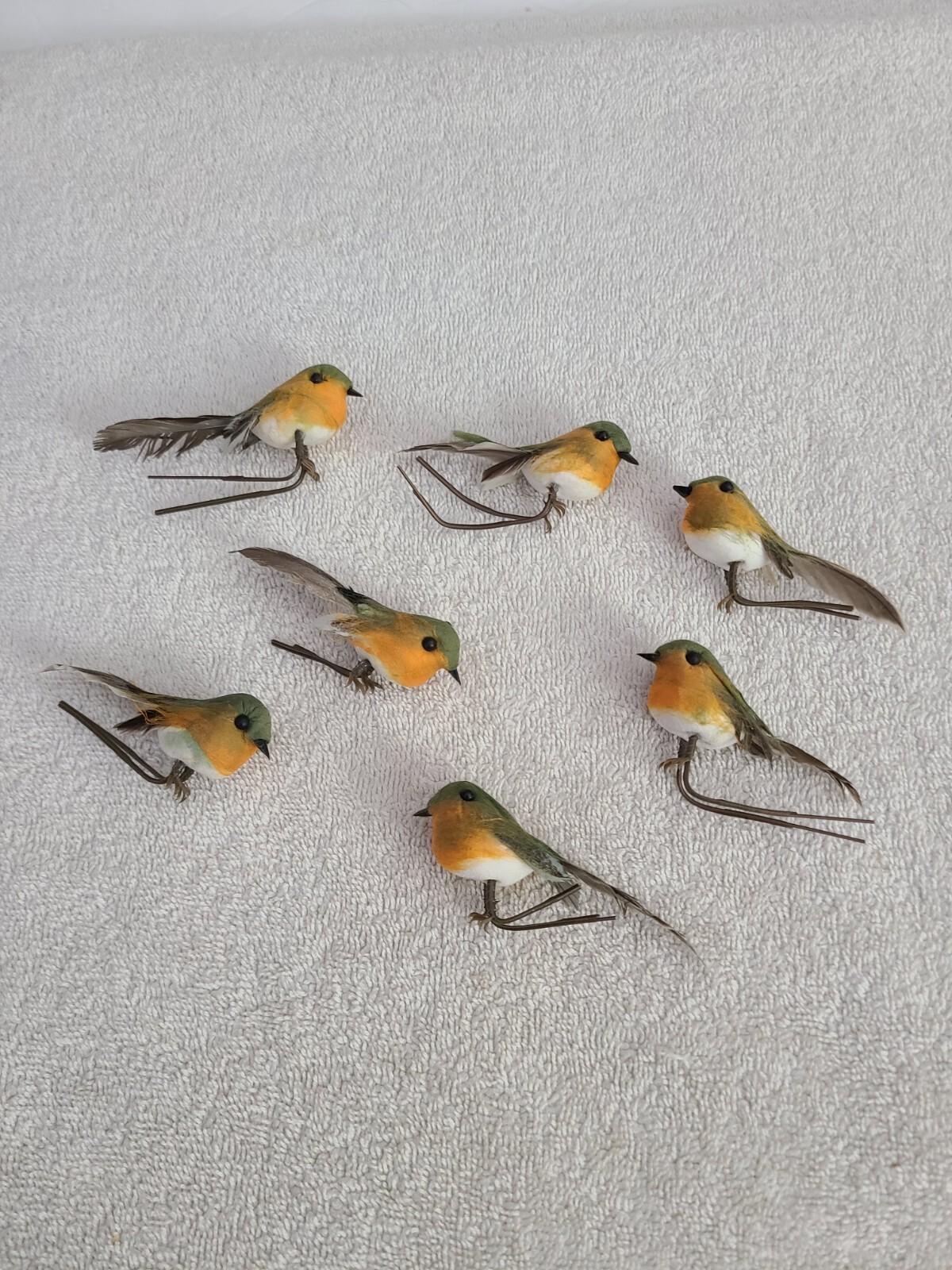 7 ARTIFICIAL FEATHER ROBIN BIRD FLOWER PICK/DECOR MINIS