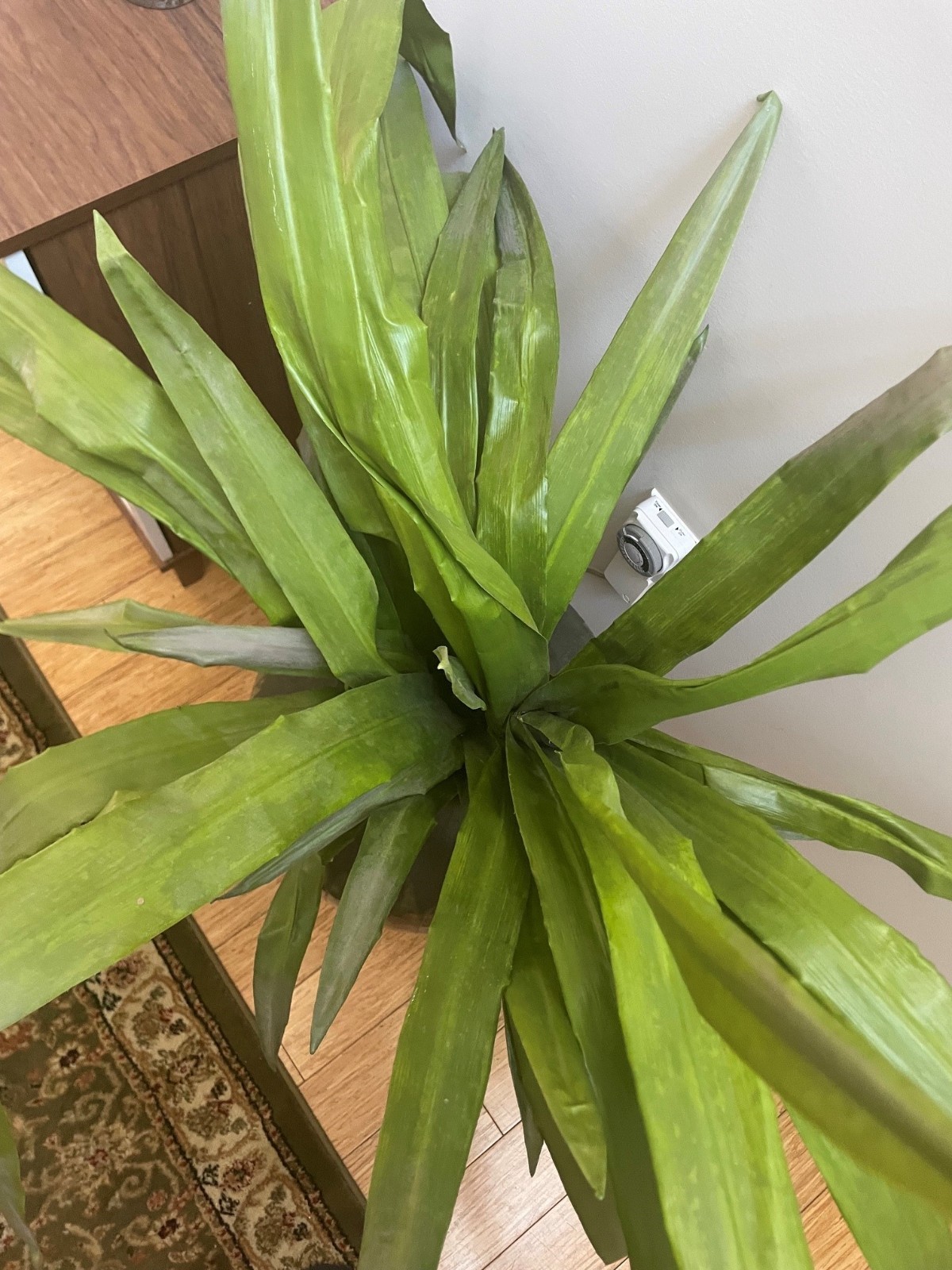 Artificial Agave Houseplants Set of 3, Up to 45″ Leaves (Pot Not Included)