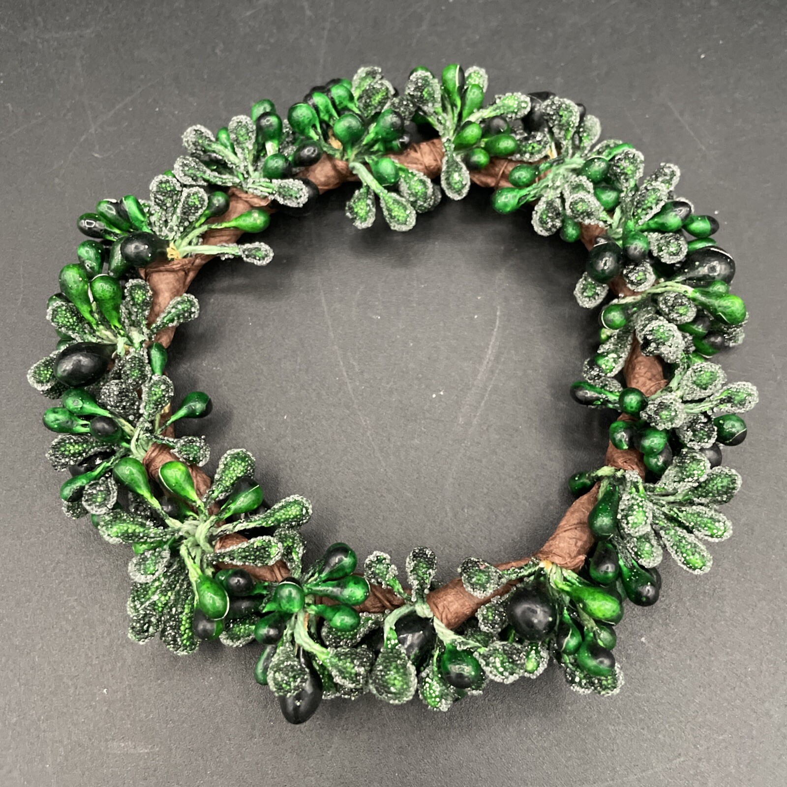 Small Wreath – Candle Ring – Green Frosted and Unfrosted Berries – 5 In.