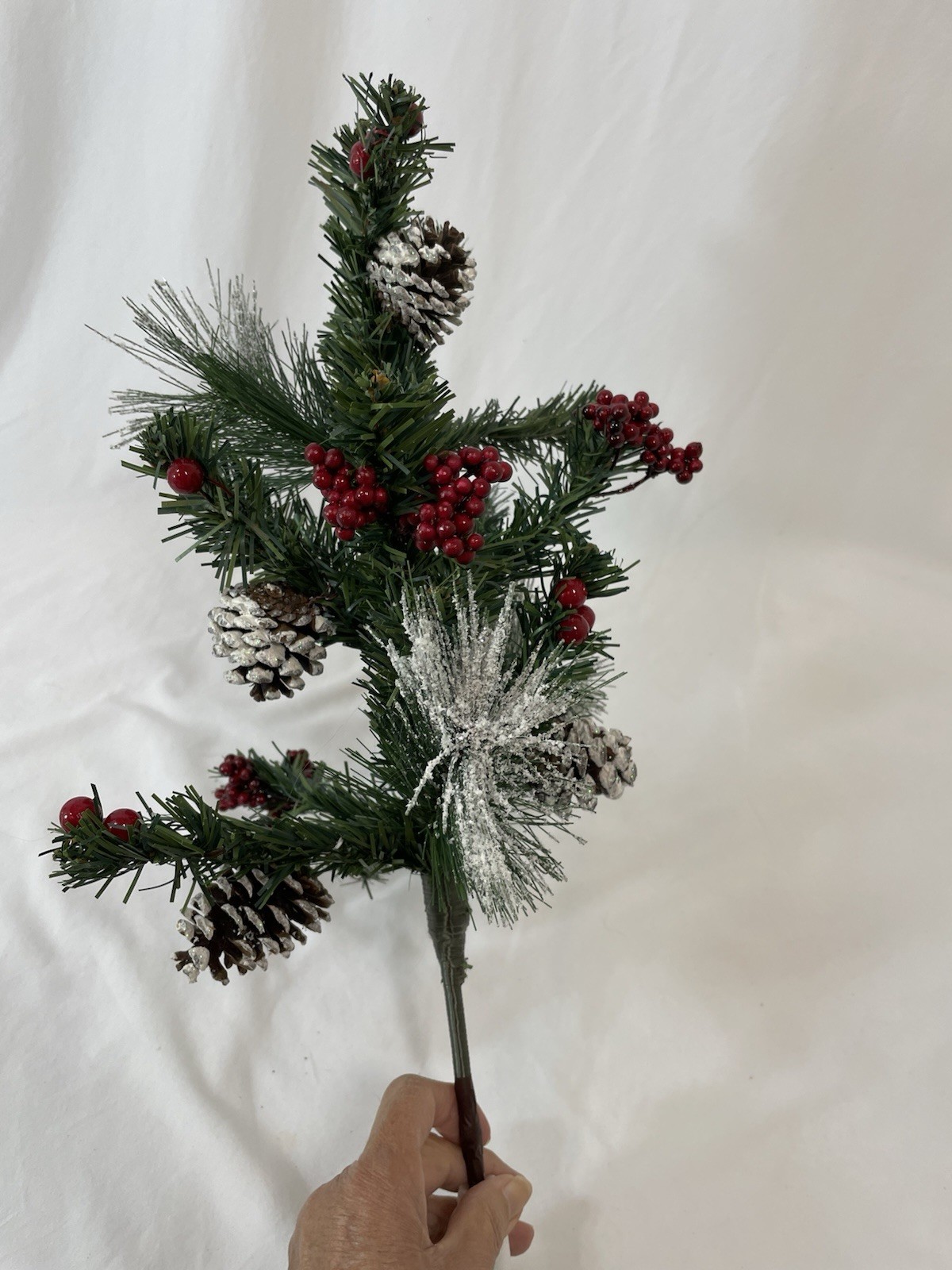 Collections Etc 6 Faux 18” Pine Branches W/ Frosted Pinecones, Stems & Berries