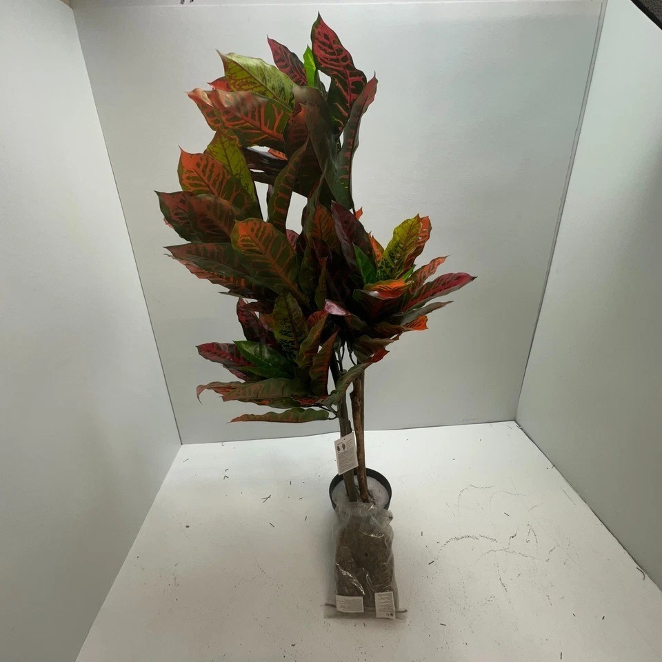 Goplus 40″ Artificial Croton Palm Tree Faux Plant in Pot Home Office Indoor Deco