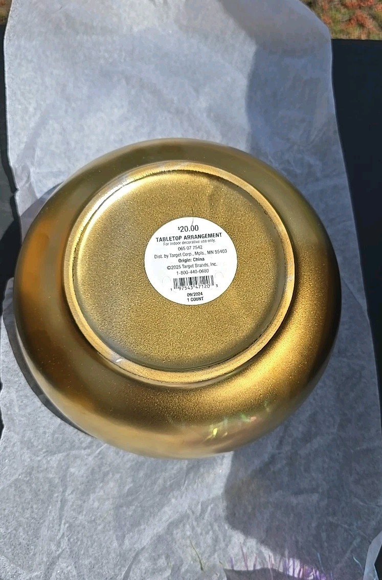 13023 Faux Floral Decor Moss in Gold Ceramic Bowl Indoor Tabletop New