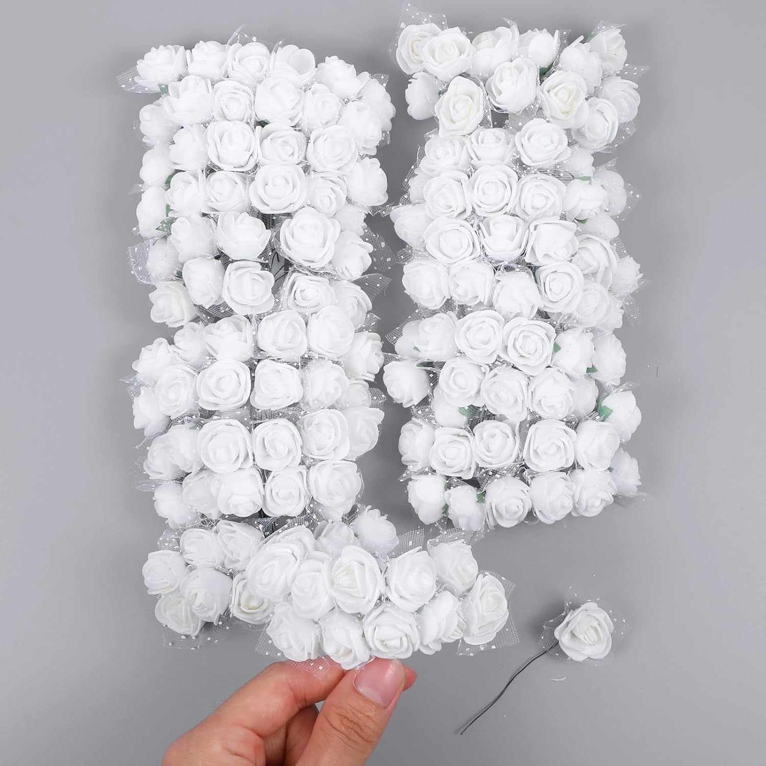 144Pcs Mini Artificial Rose Flower Heads and Soft Stem Small White Flowers with