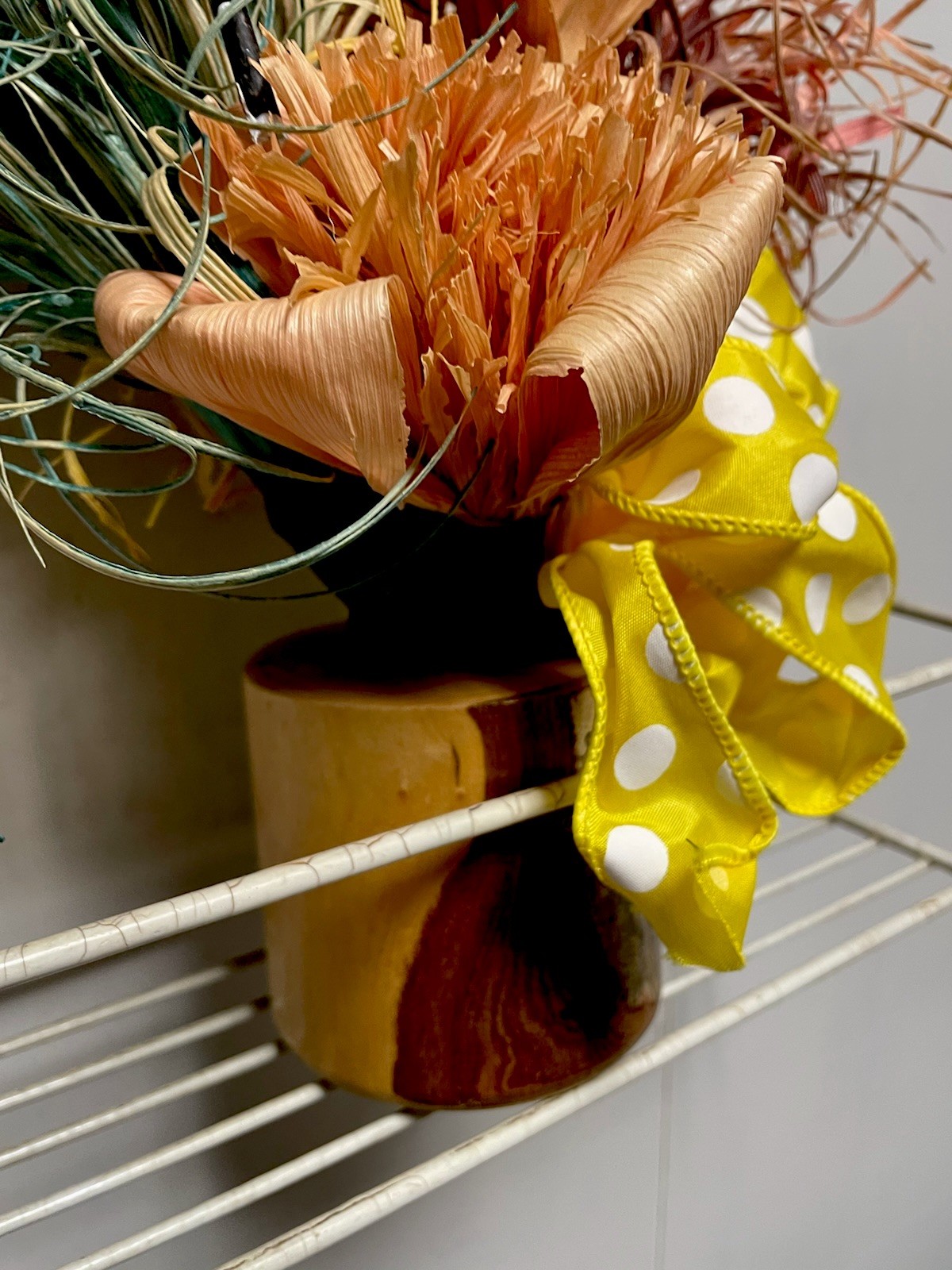 Corn Hucks Flower Arrangements Each Flower Handmade In A Pint Vase With Cover