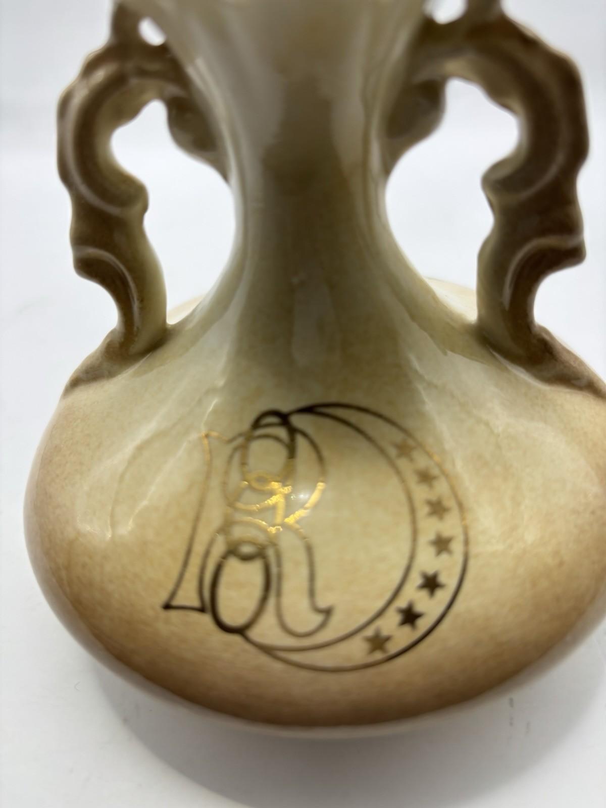 Vase Brown & Ivory With Leaves Small In Size