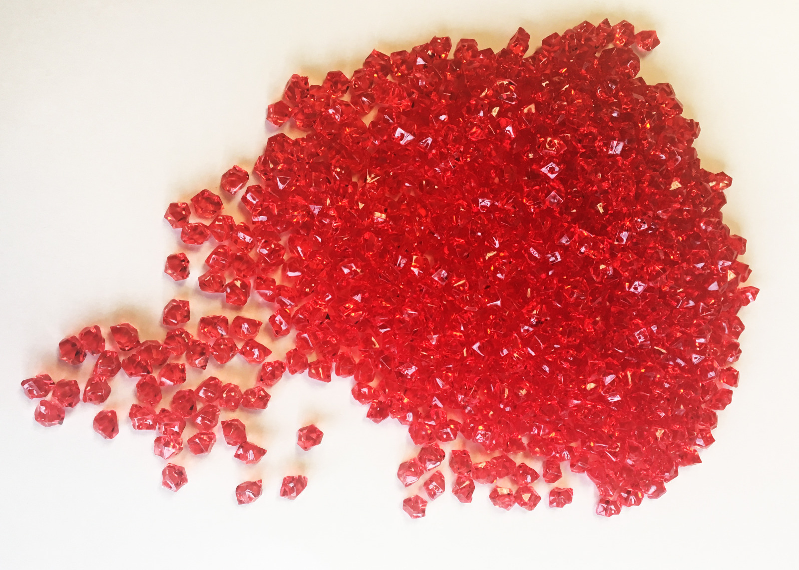8 Lb. Crystal Acrylic Ice Rock Vase Gems or Table Scatters (Small 1.5cm Red)